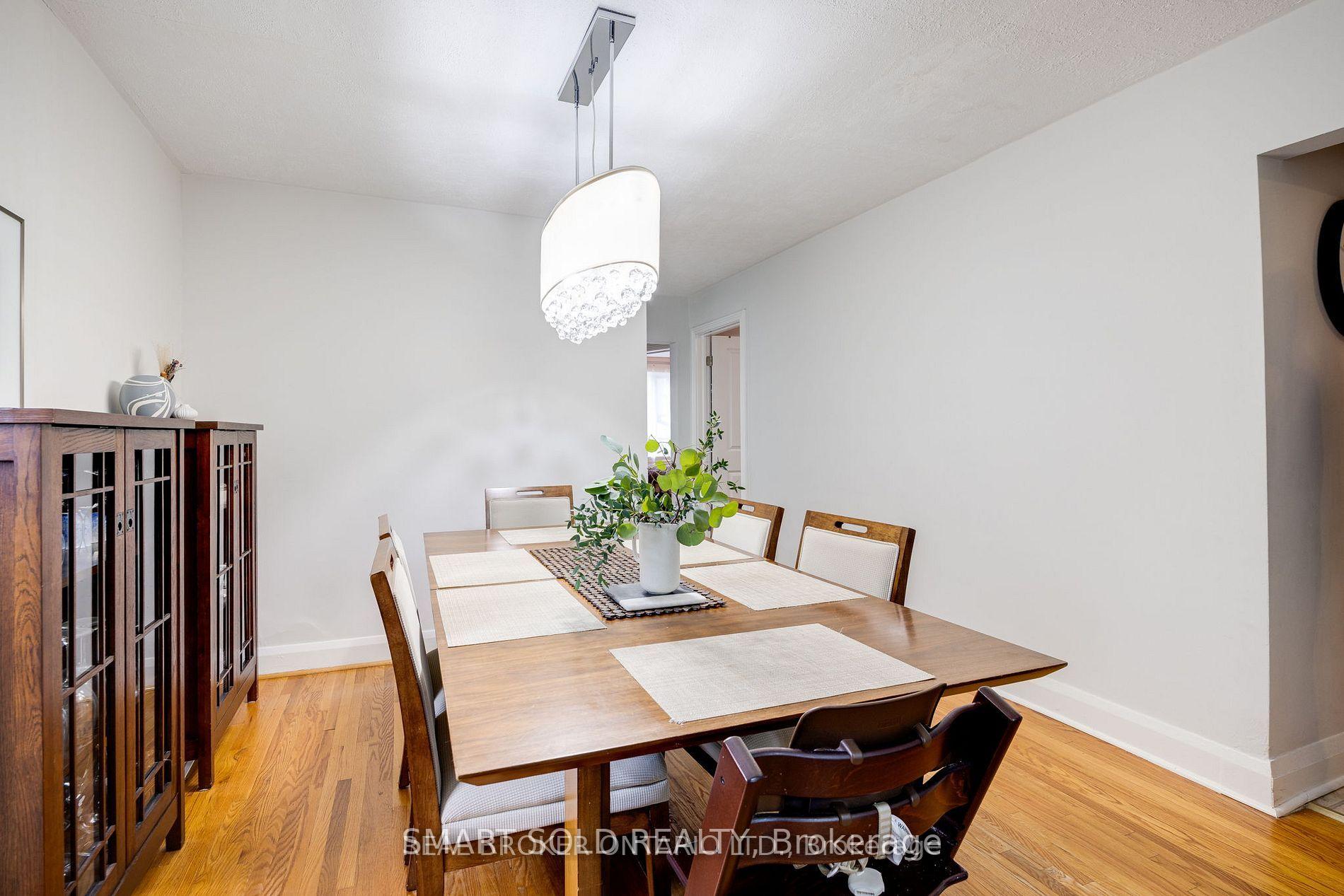Photo 16 of 104 Cadorna Avenue, Toronto, East York — HOMEH