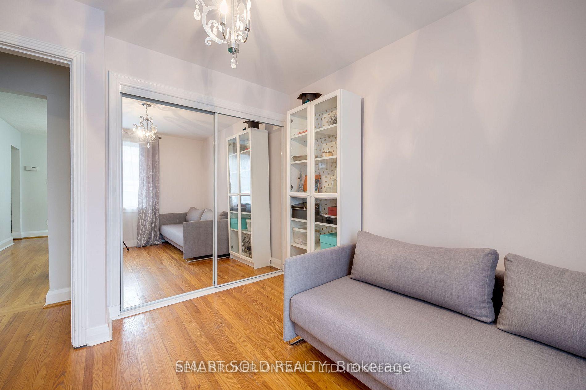 Photo 19 of 104 Cadorna Avenue, Toronto, East York — HOMEH