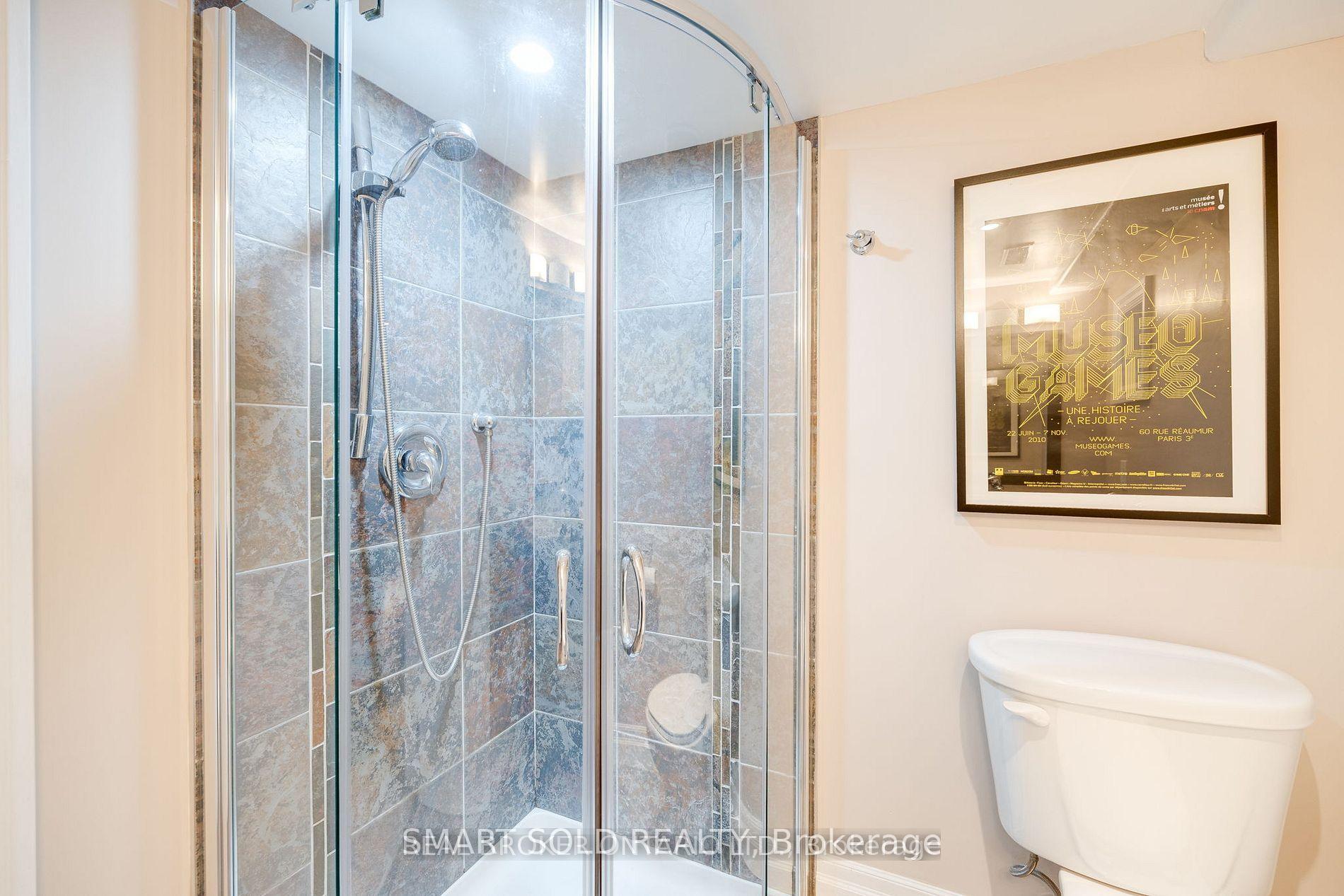 Photo 30 of 104 Cadorna Avenue, Toronto, East York — HOMEH