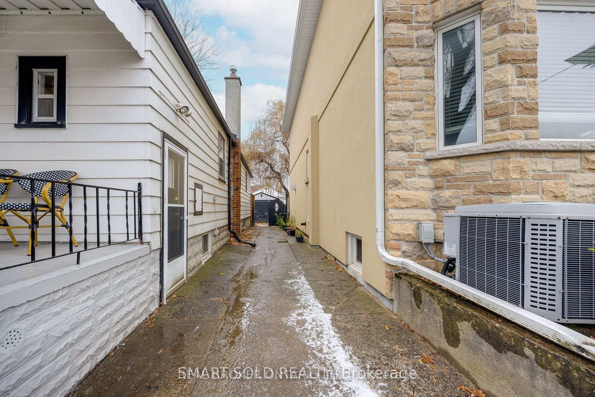 Photo 32 of 104 Cadorna Avenue, Toronto, East York — HOMEH