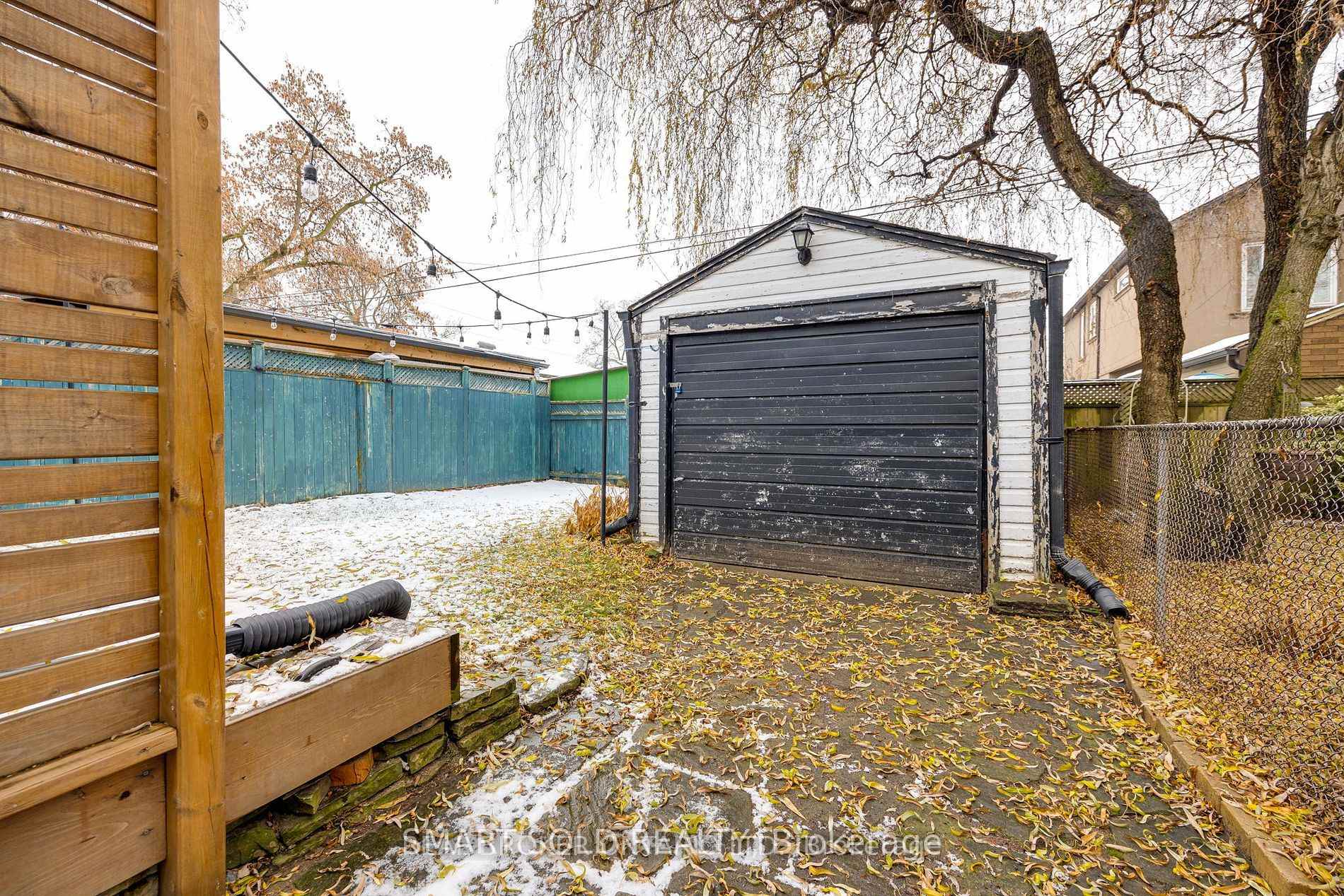 Photo 35 of 104 Cadorna Avenue, Toronto, East York — HOMEH
