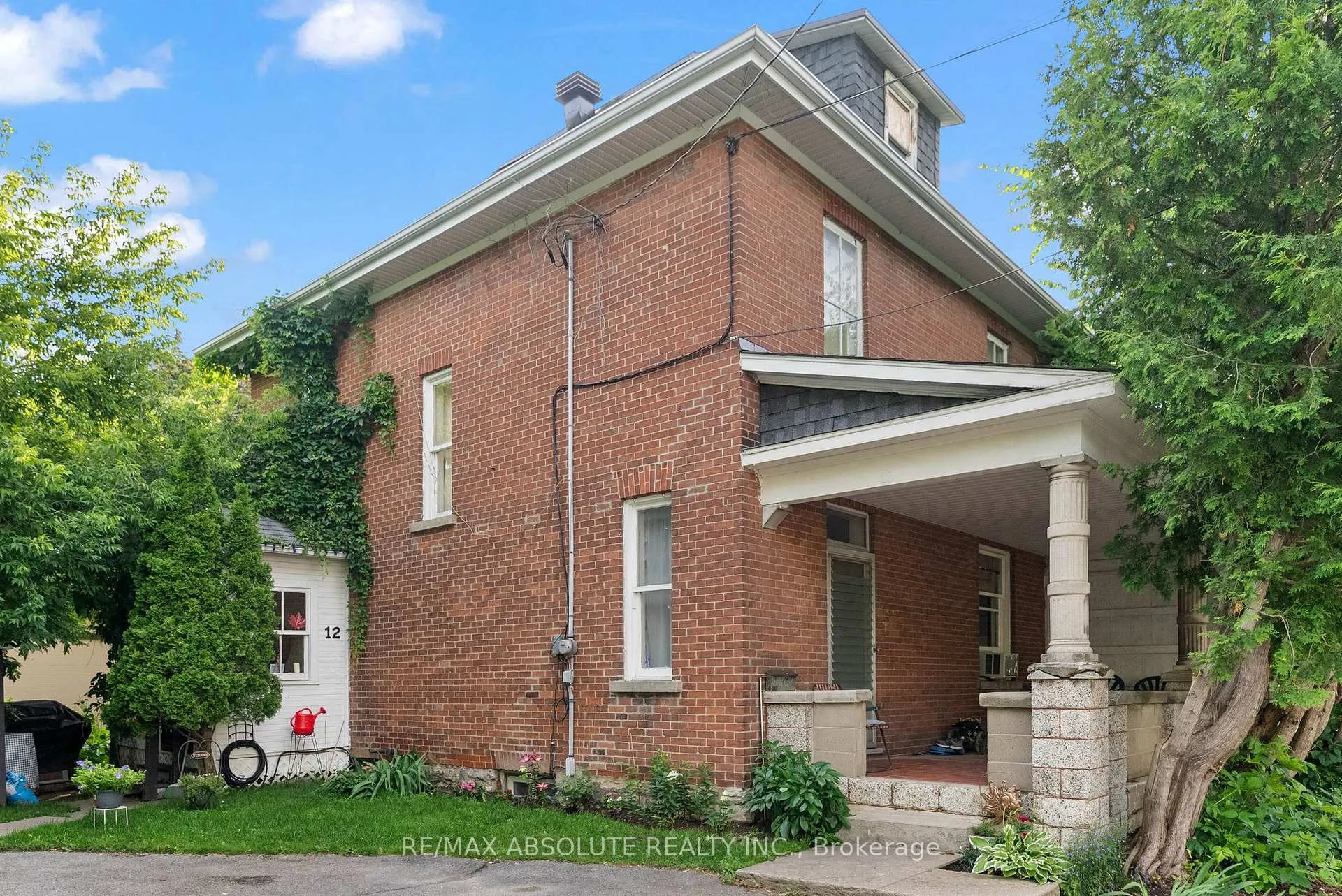 Photo 1 of 12 Rock Lane E, Arnprior — HOMEH