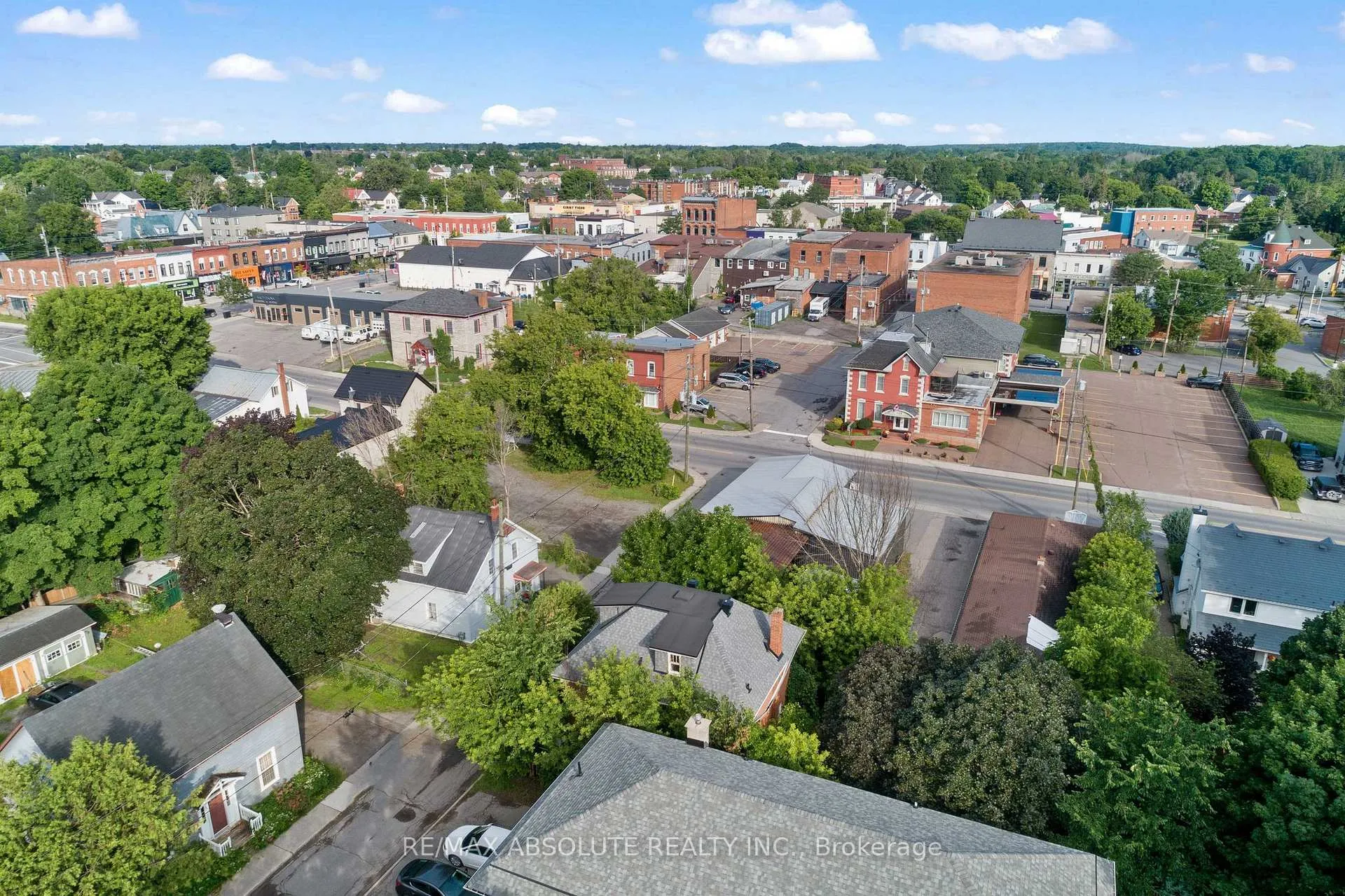 Photo 6 of 12 Rock Lane E, Arnprior — HOMEH