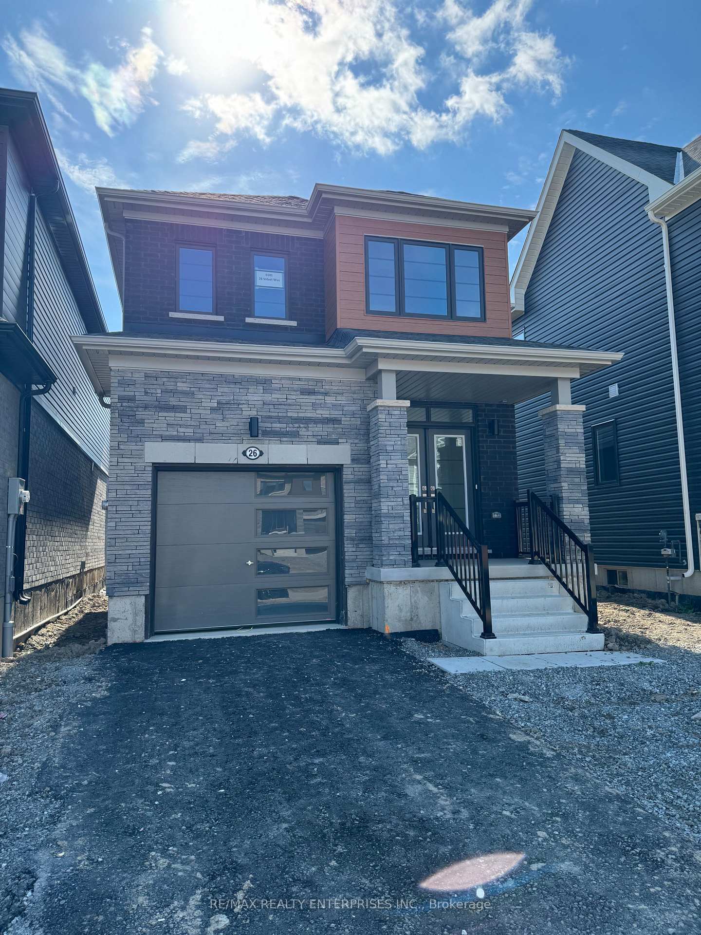 Photo 1 of 26 Velvet Way, Thorold, Rolling Meadows — HOMEH