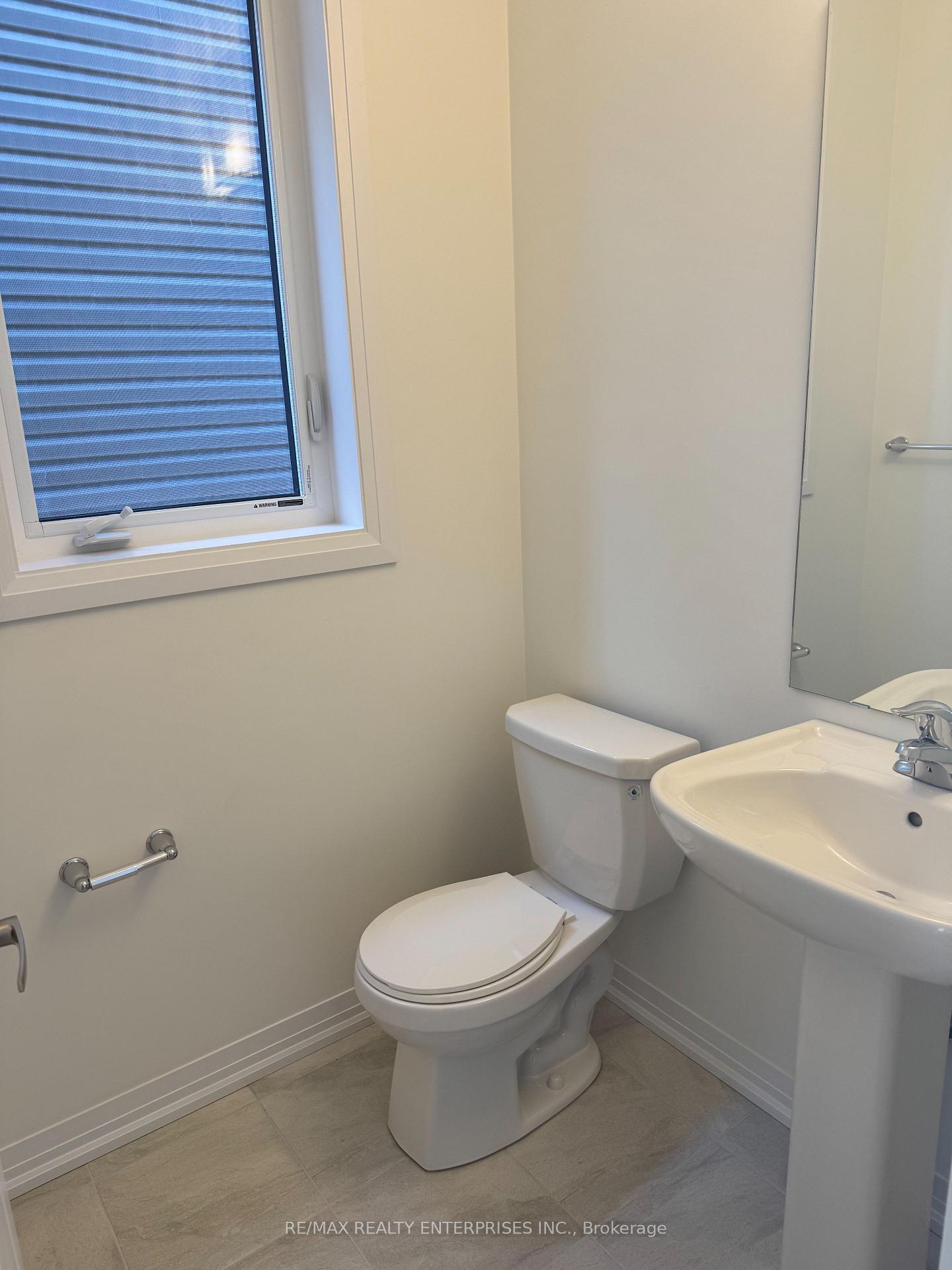 Photo 6 of 26 Velvet Way, Thorold, Rolling Meadows — HOMEH