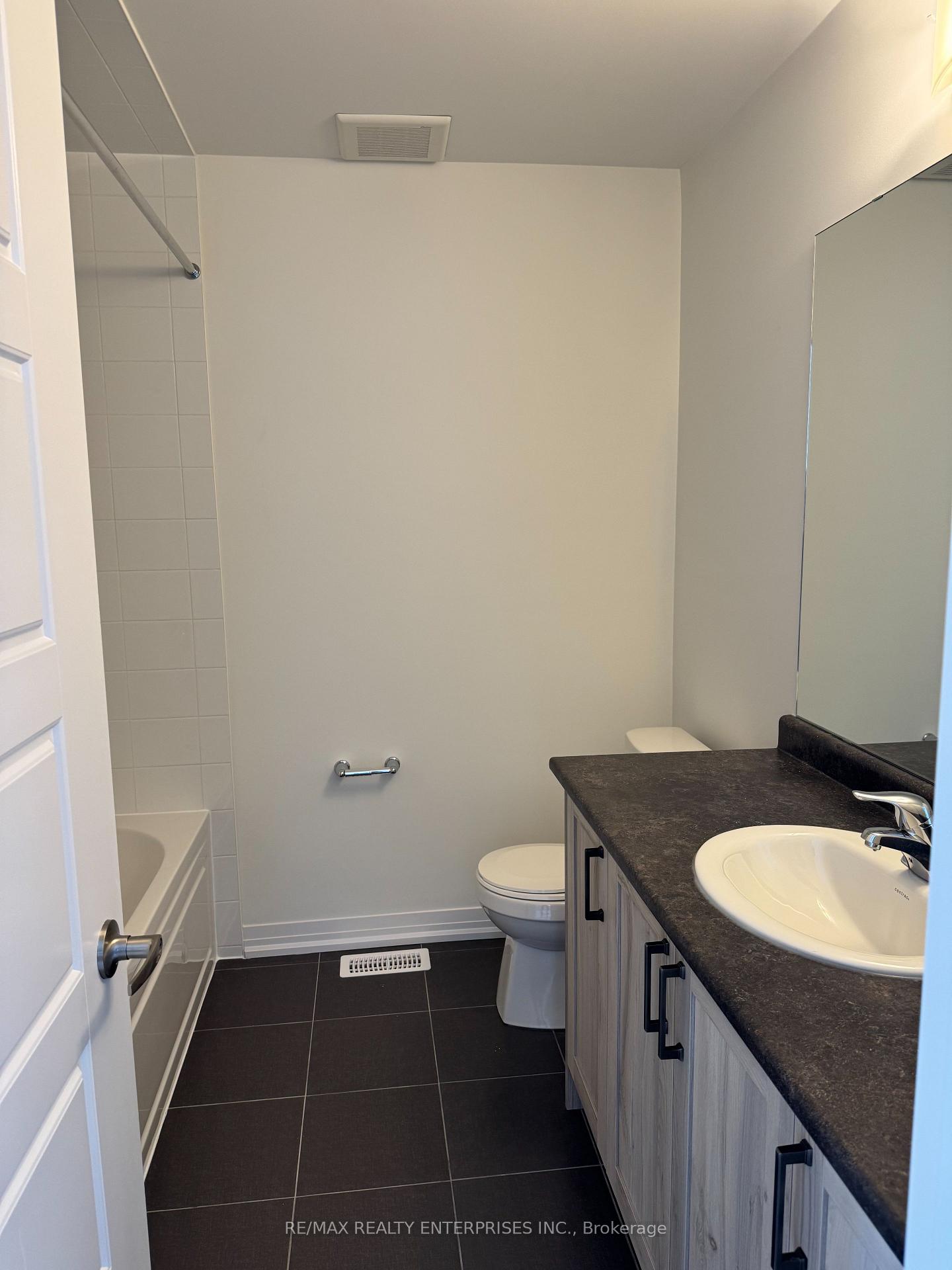 Photo 8 of 26 Velvet Way, Thorold, Rolling Meadows — HOMEH