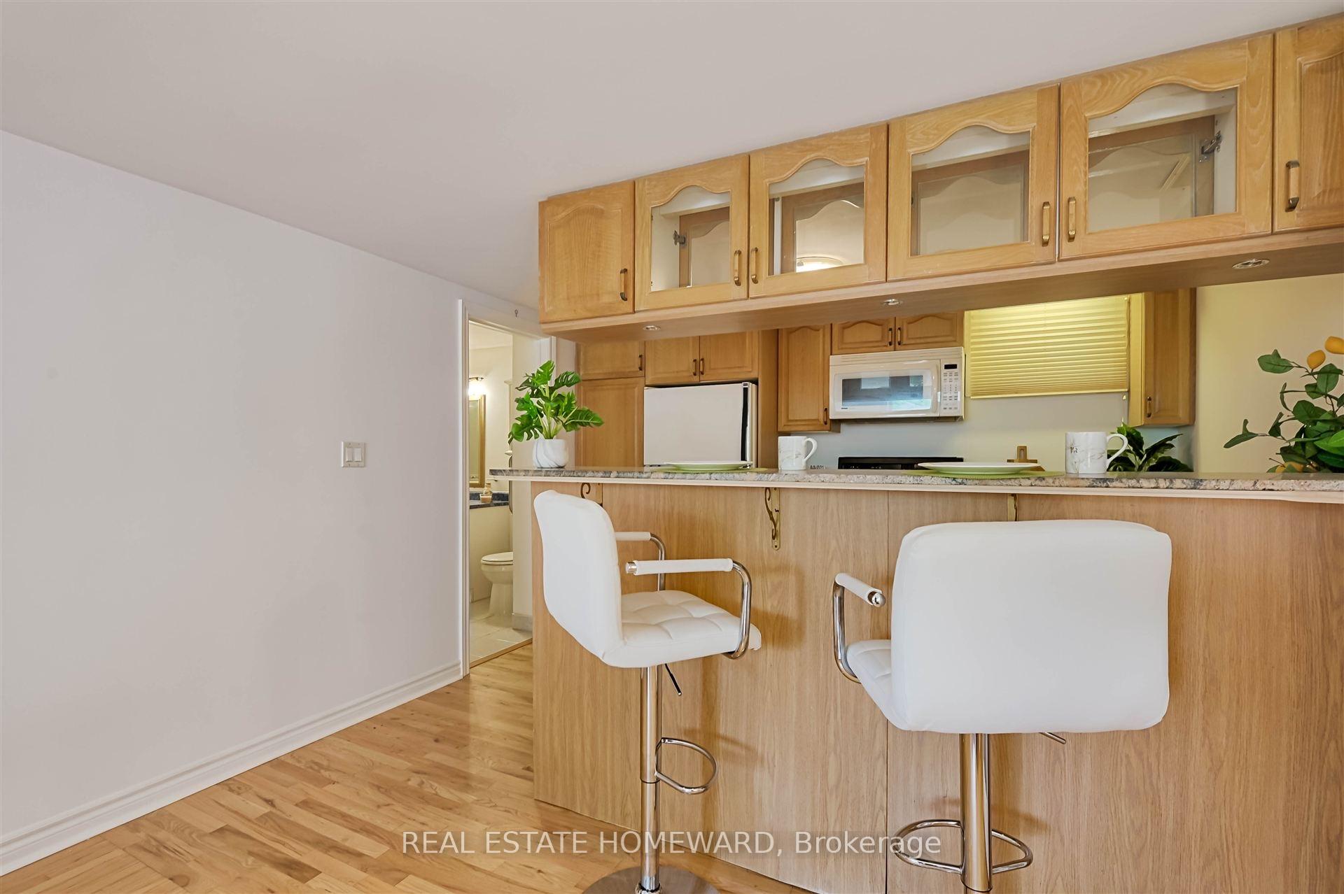 Photo 23 of 8 Burnview Crescent, Scarborough, Woburn — HOMEH
