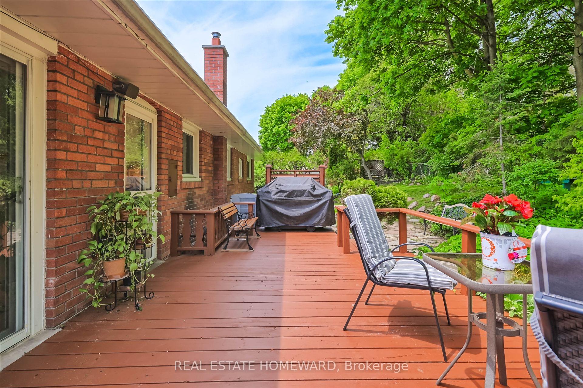 Photo 29 of 8 Burnview Crescent, Scarborough, Woburn — HOMEH