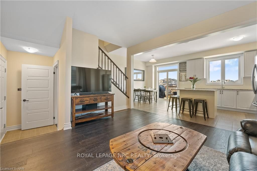 Photo 19 of 71 Vanilla Trail, Thorold, Rolling Meadows — HOMEH