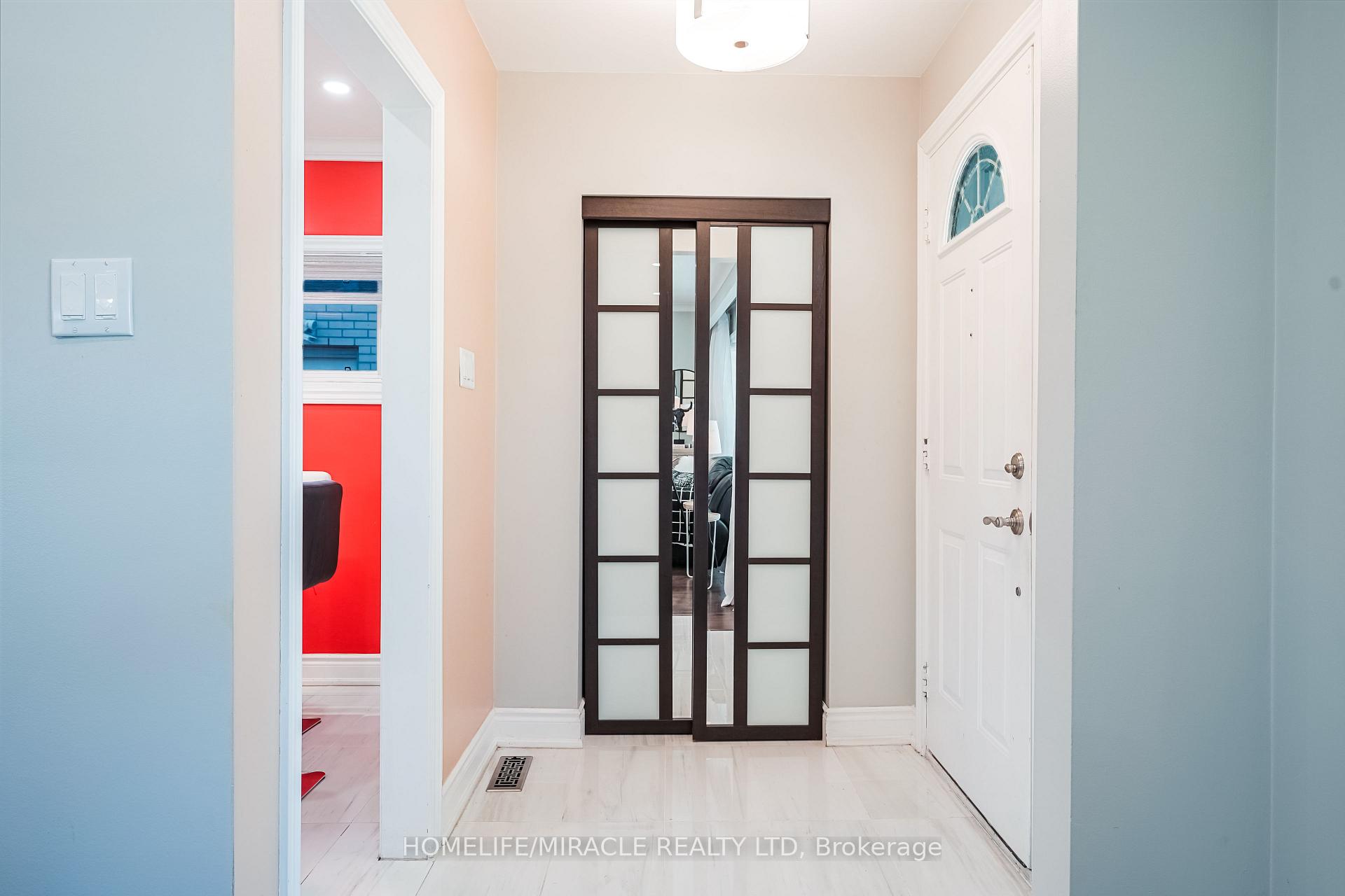 Photo 4 of 93 Amberjack Boulevard, Scarborough, Woburn — HOMEH