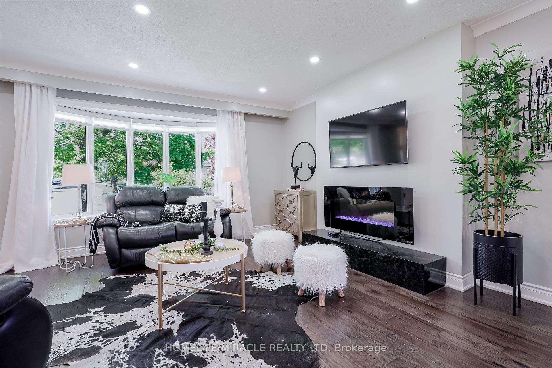 Photo 6 of 93 Amberjack Boulevard, Scarborough, Woburn — HOMEH