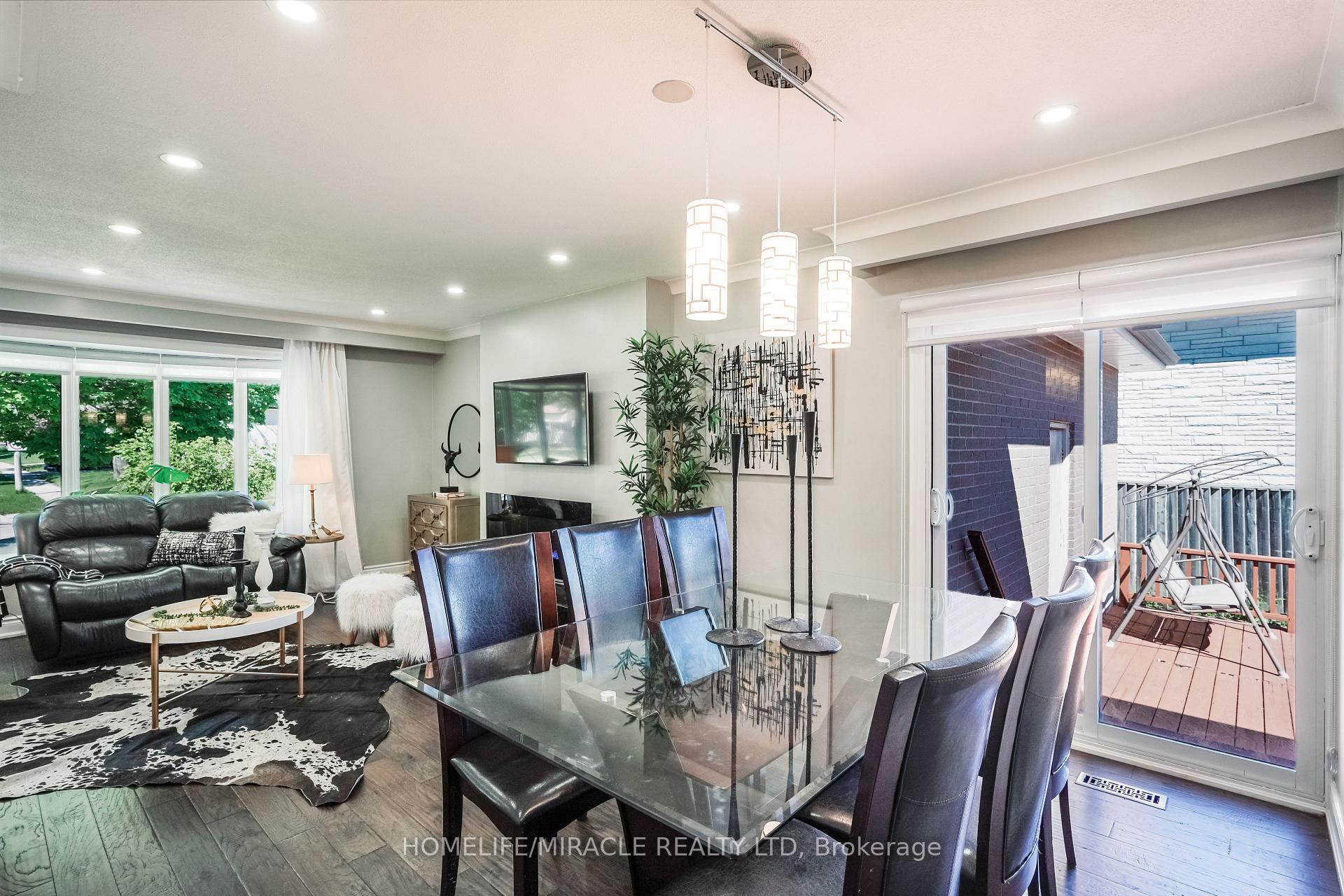 Photo 9 of 93 Amberjack Boulevard, Scarborough, Woburn — HOMEH