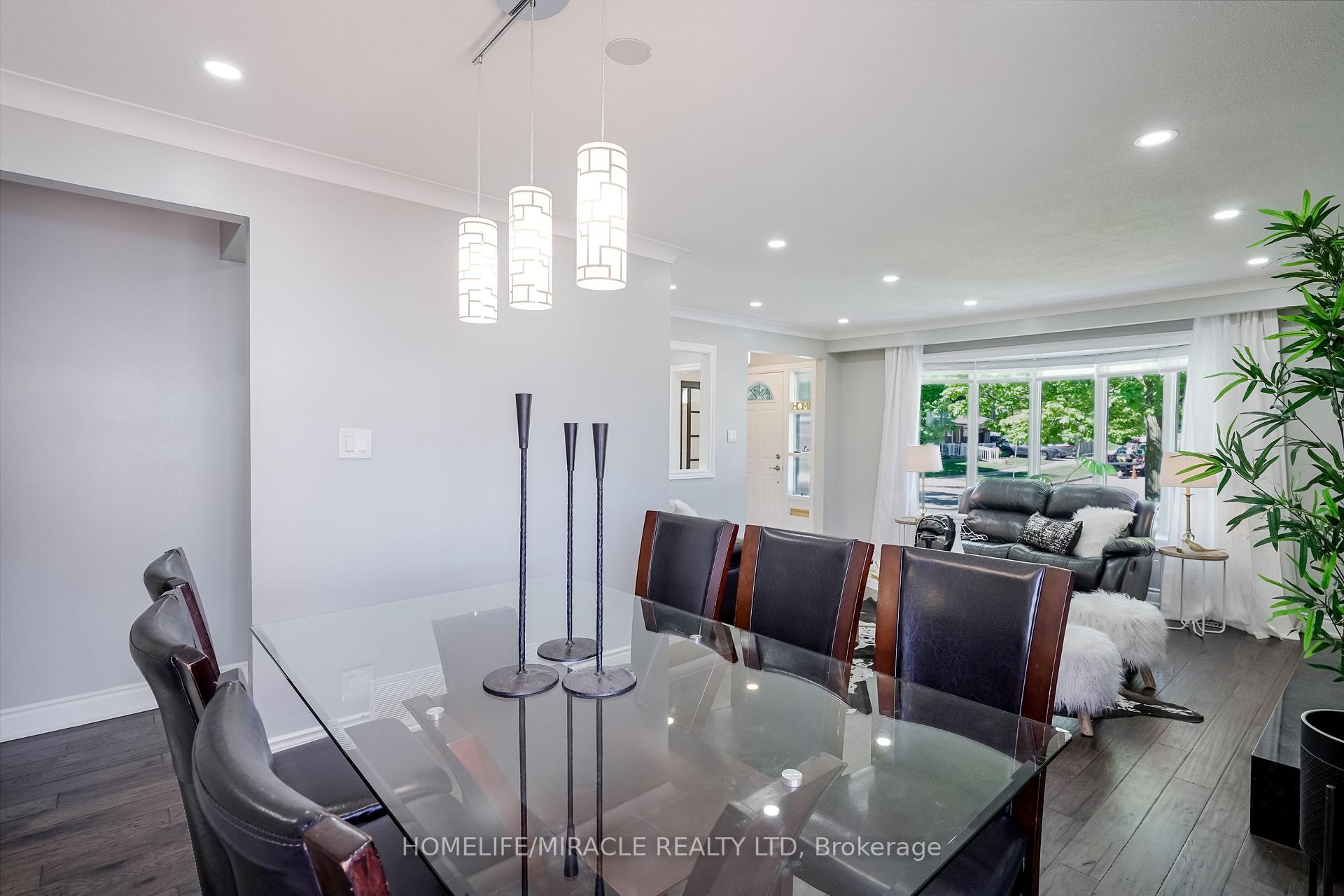 Photo 10 of 93 Amberjack Boulevard, Scarborough, Woburn — HOMEH