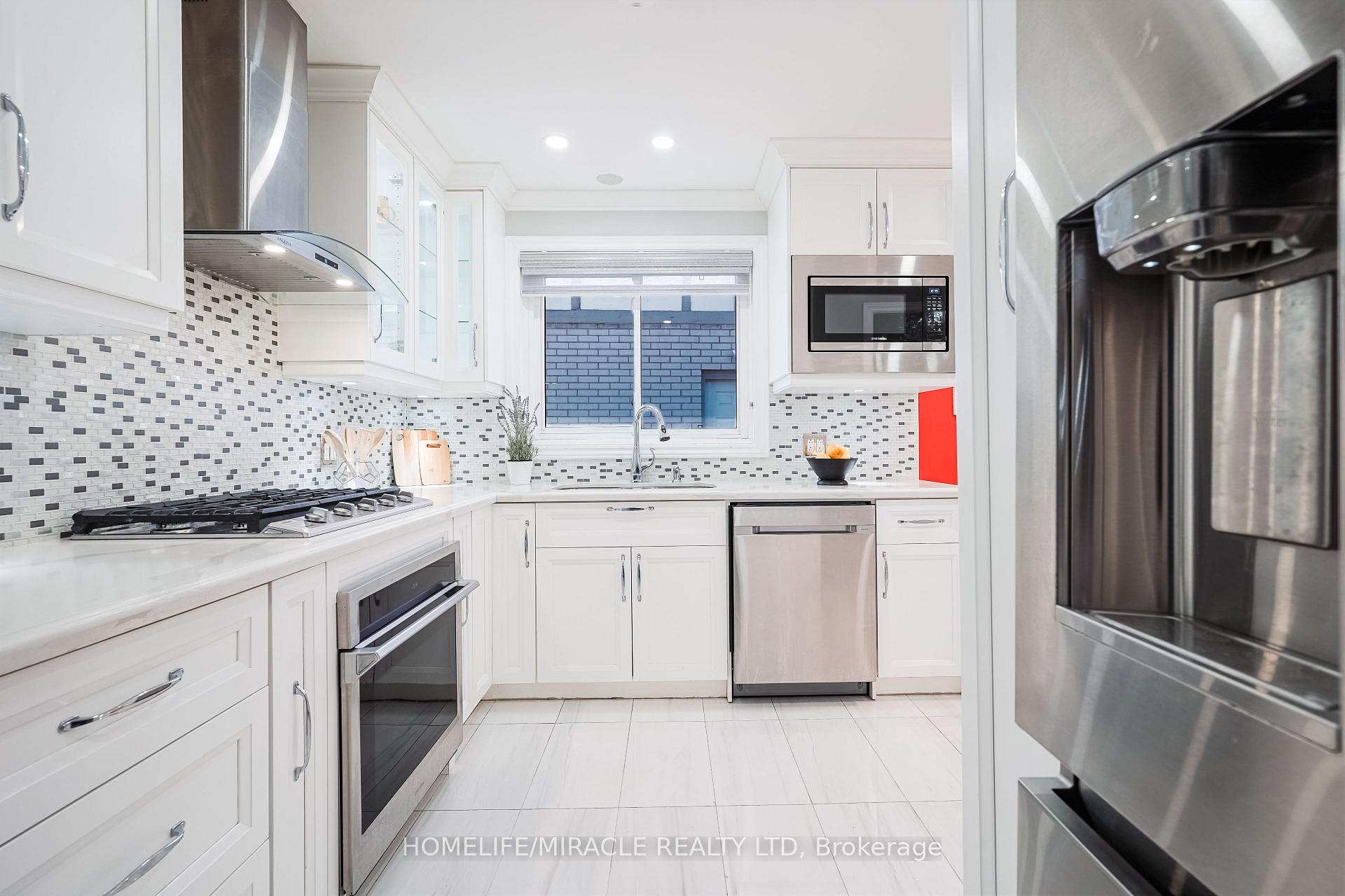 Photo 14 of 93 Amberjack Boulevard, Scarborough, Woburn — HOMEH