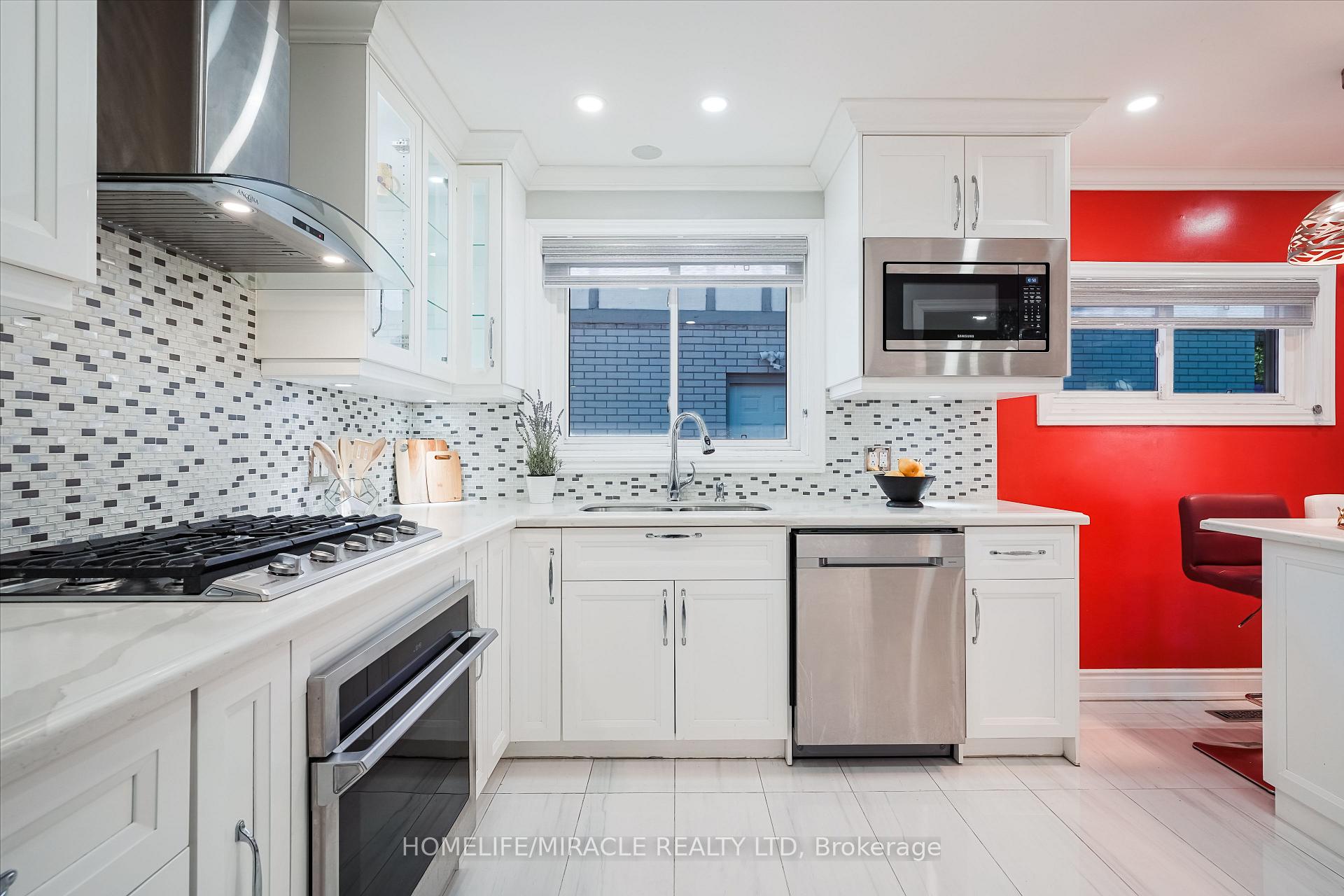 Photo 15 of 93 Amberjack Boulevard, Scarborough, Woburn — HOMEH