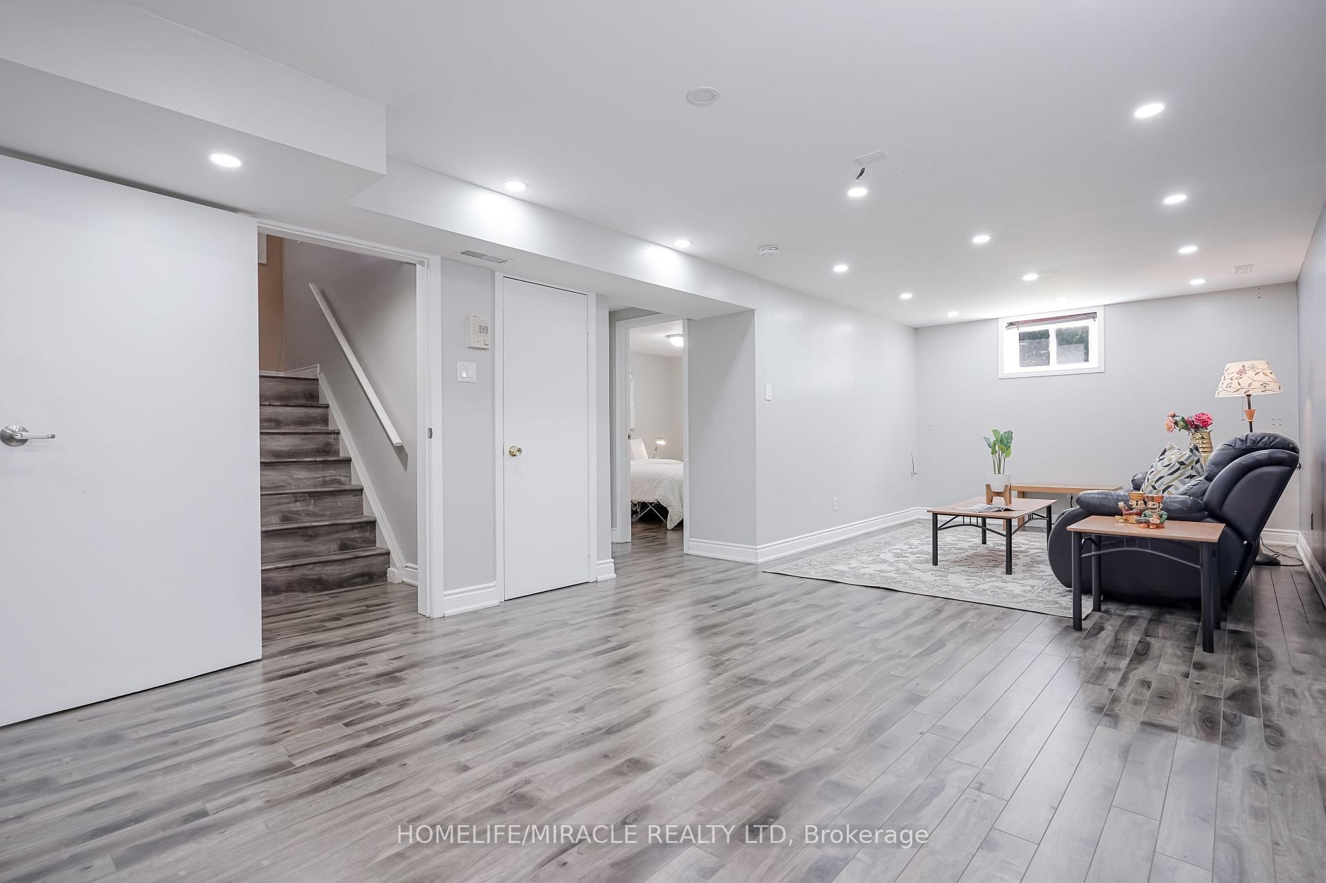 Photo 33 of 93 Amberjack Boulevard, Scarborough, Woburn — HOMEH