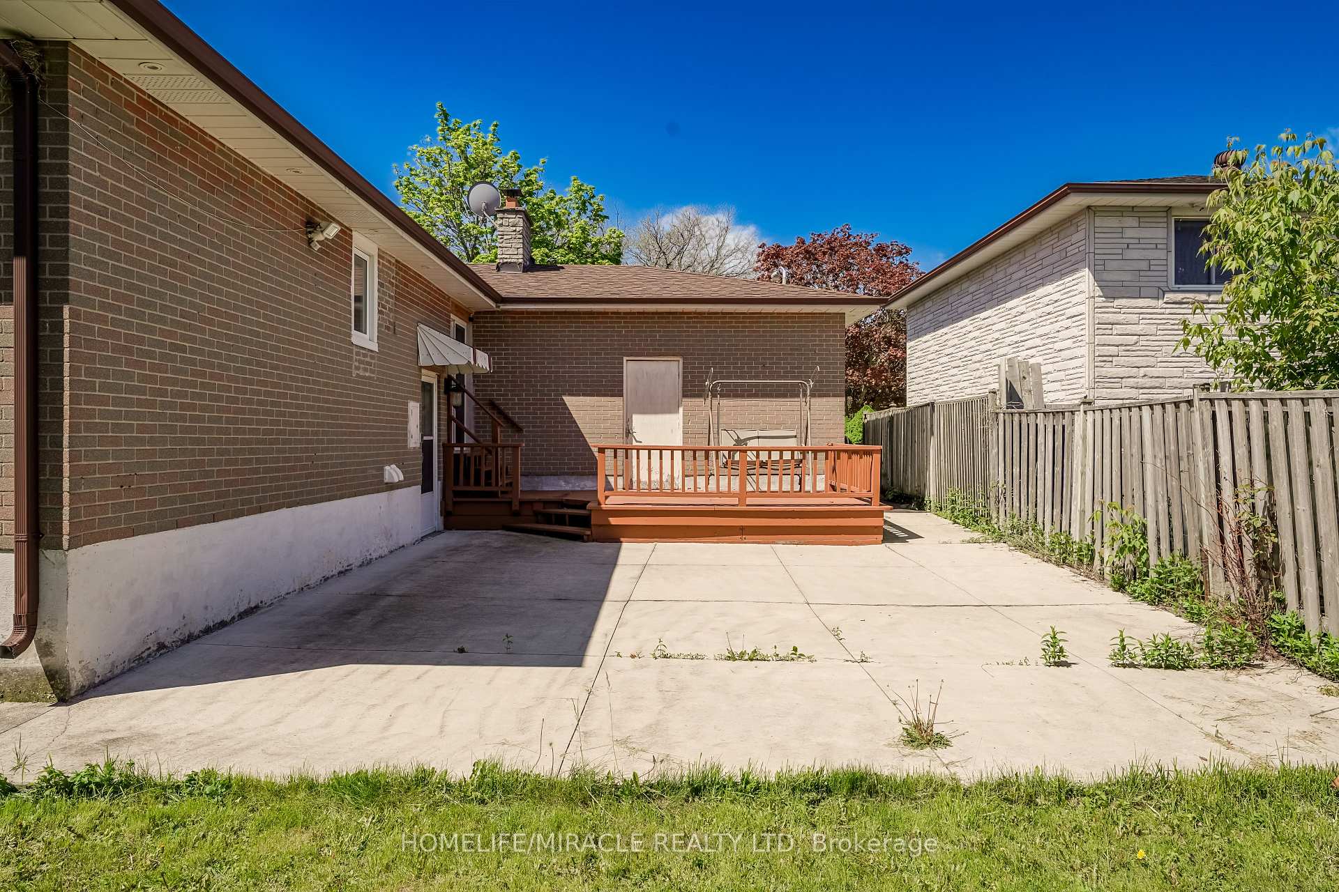 Photo 45 of 93 Amberjack Boulevard, Scarborough, Woburn — HOMEH