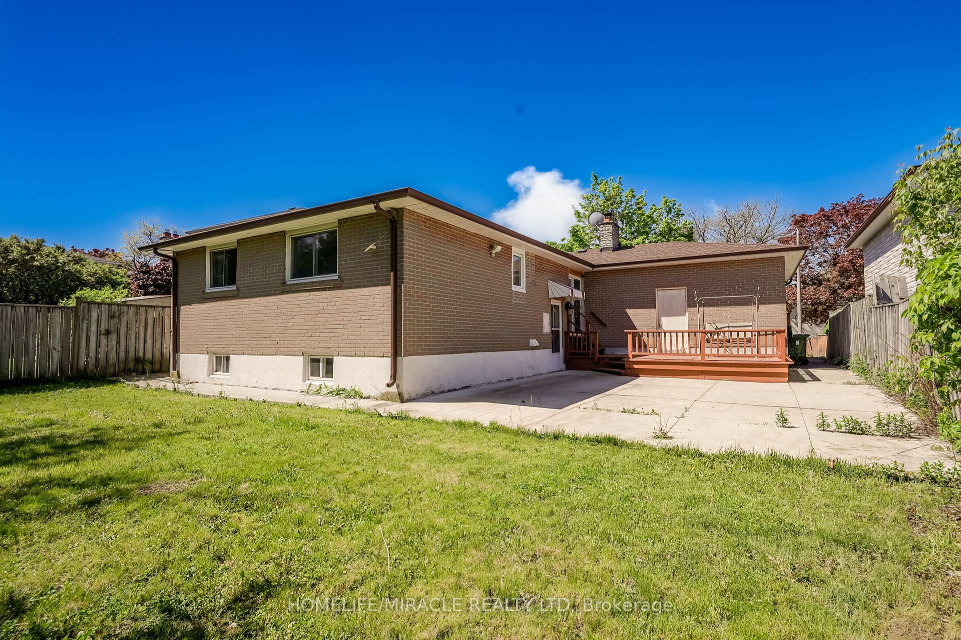 Photo 46 of 93 Amberjack Boulevard, Scarborough, Woburn — HOMEH