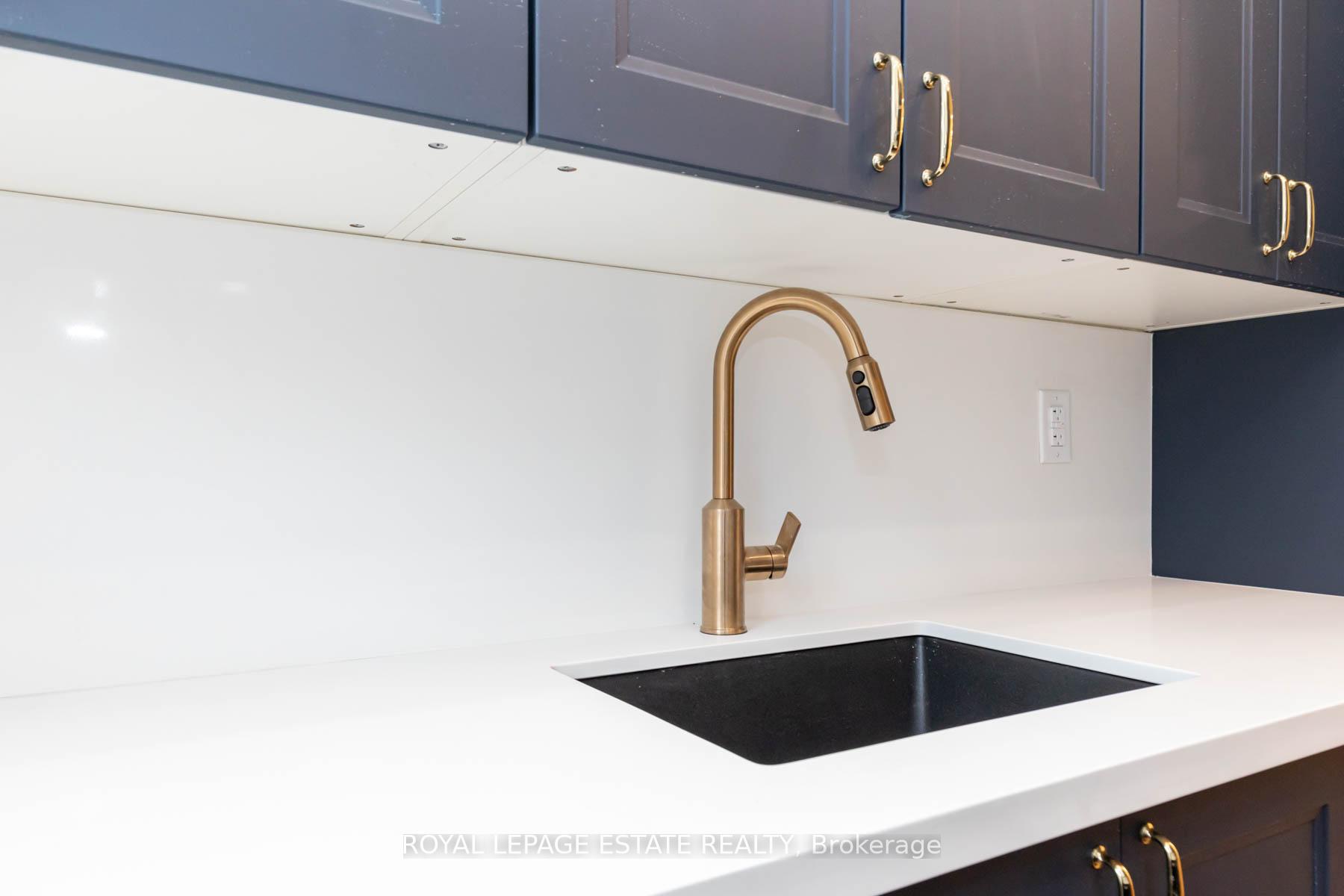 Photo 13 of Unit 19, 922 Bathurst Street, Toronto, The Annex — HOMEH