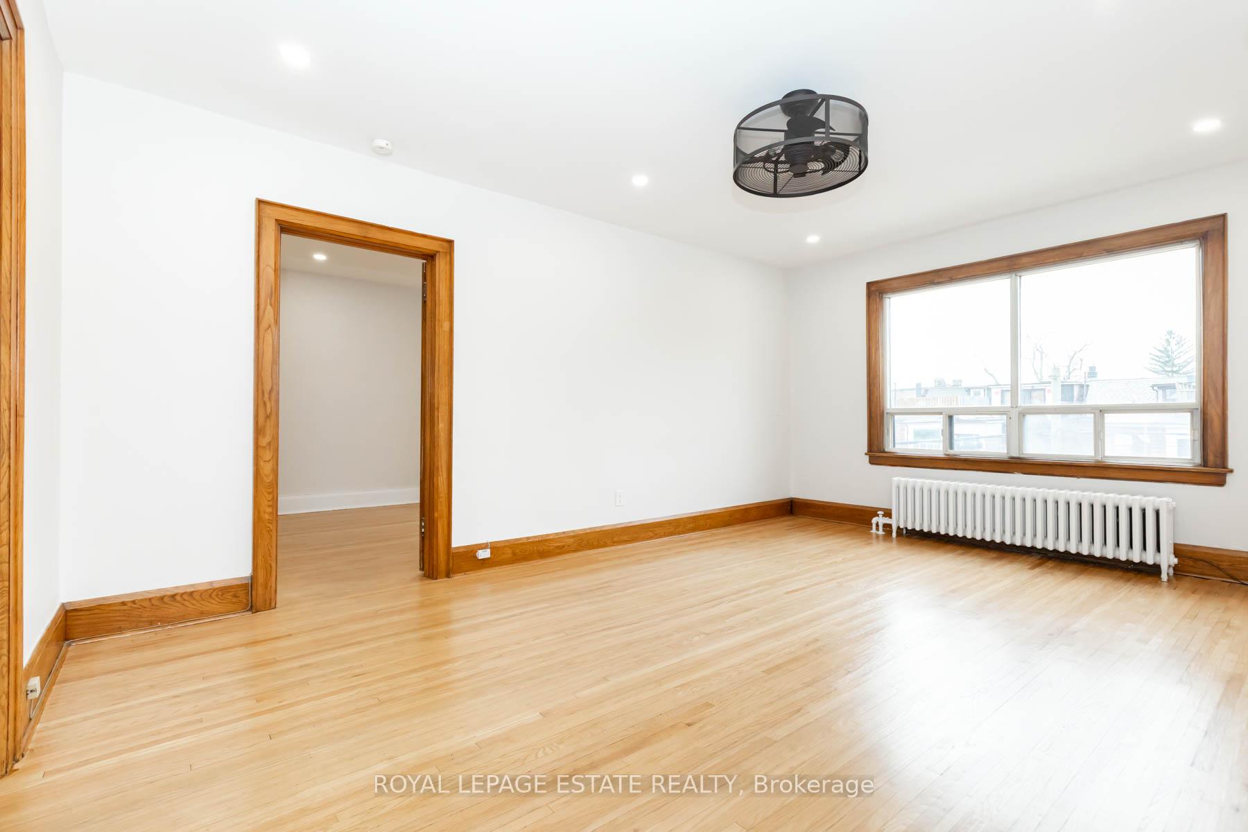 Photo 12 of Unit 19, 922 Bathurst Street, Toronto, The Annex — HOMEH