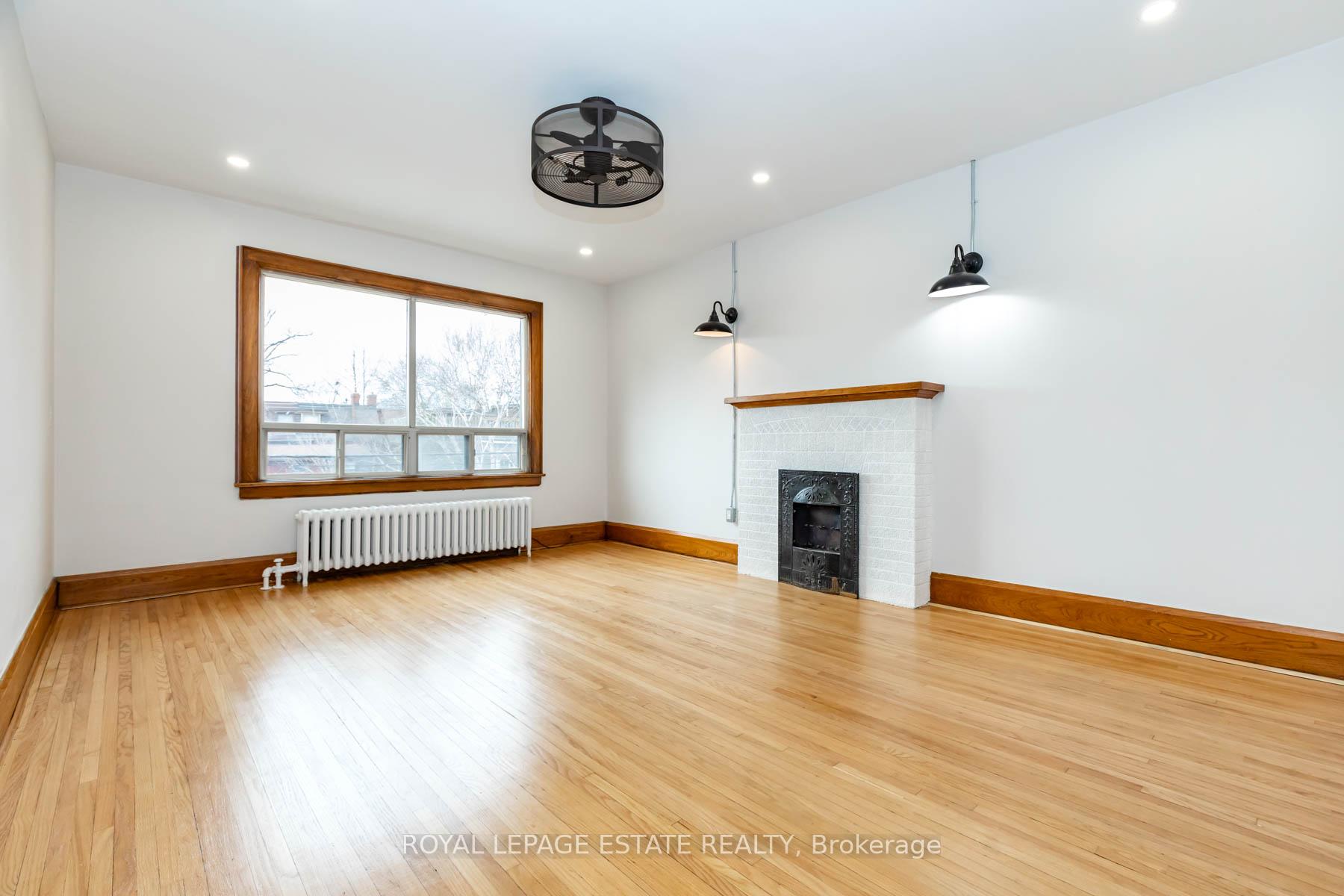 Photo 15 of Unit 19, 922 Bathurst Street, Toronto, The Annex — HOMEH
