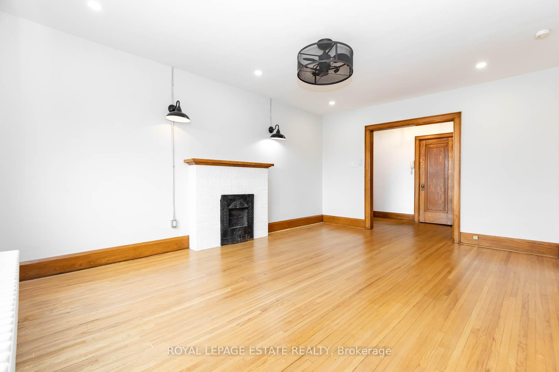 Photo 9 of Unit 19, 922 Bathurst Street, Toronto, The Annex — HOMEH