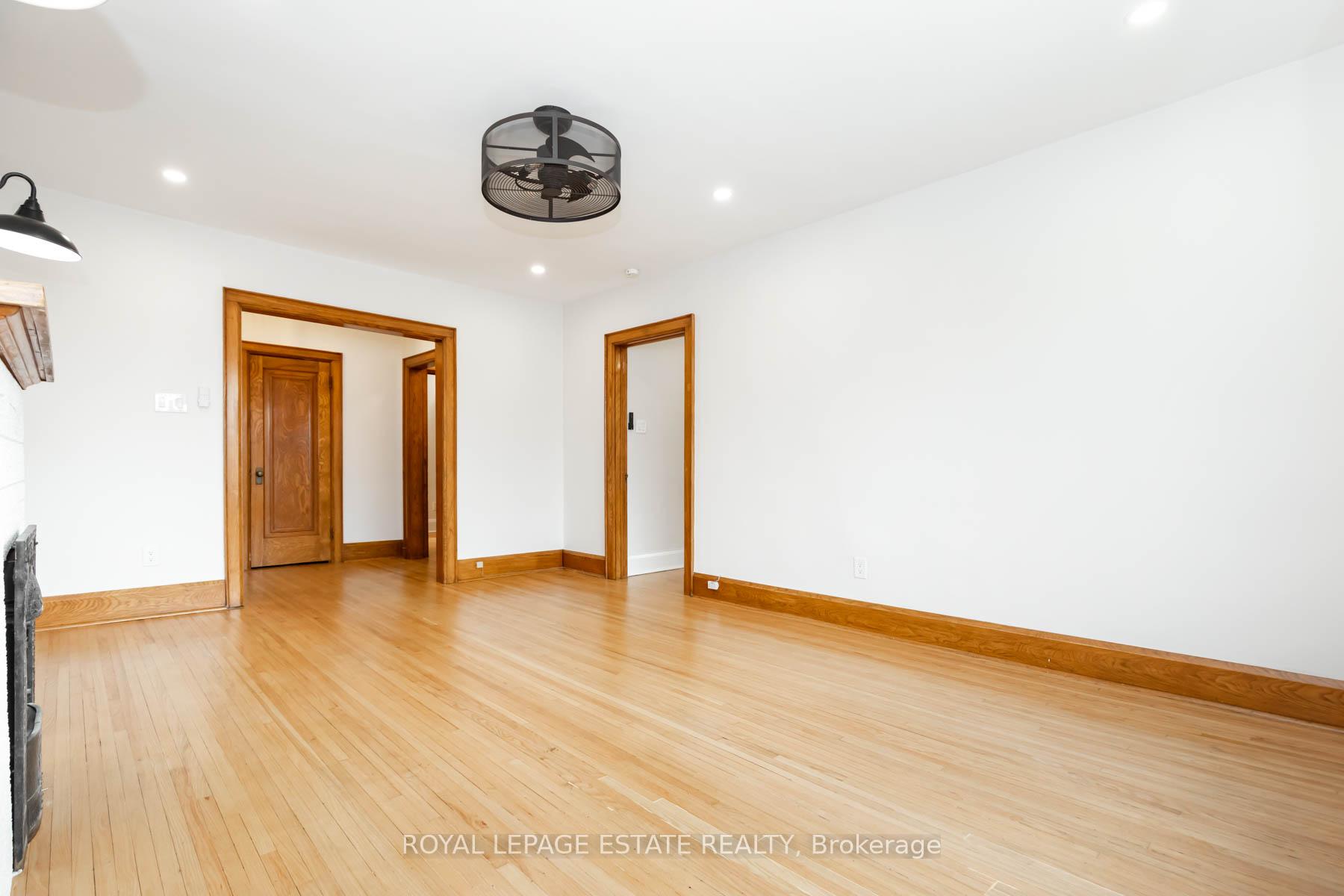 Photo 10 of Unit 19, 922 Bathurst Street, Toronto, The Annex — HOMEH