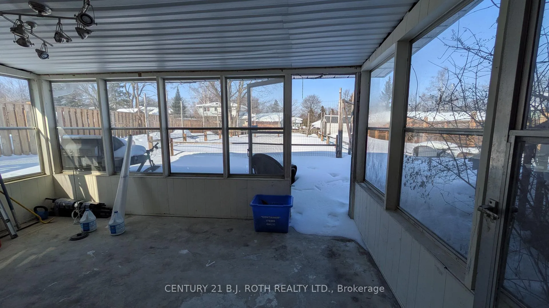 Photo 30 of Unit B, 20 Meadowland Avenue, Barrie, Allandale Heights — HOMEH