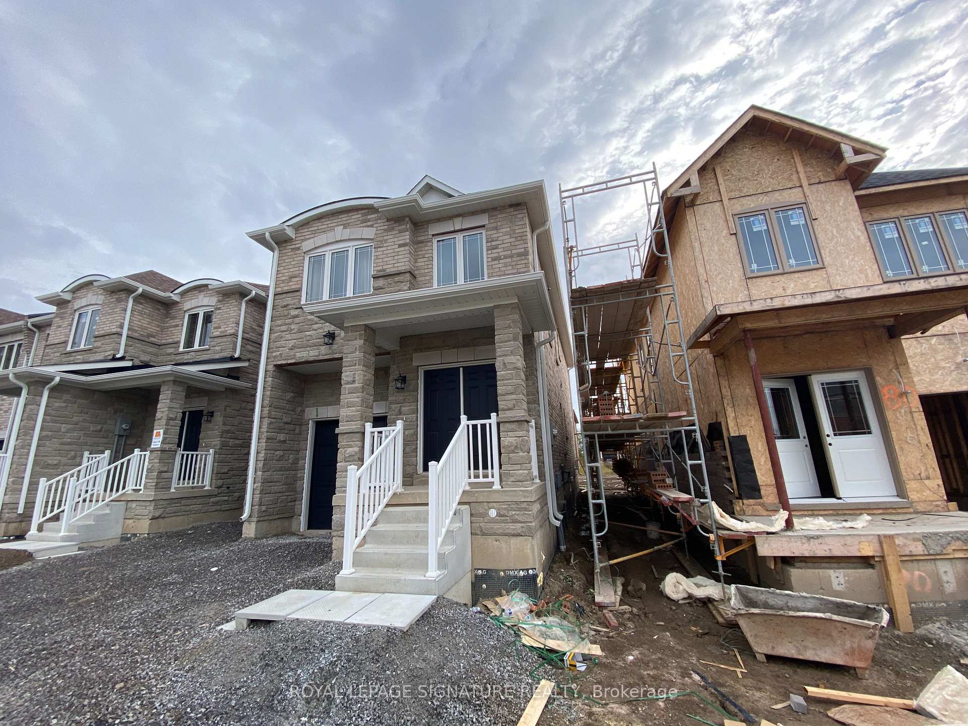 Photo 2 of 96 Baker Street, Thorold, Thorold Downtown — HOMEH