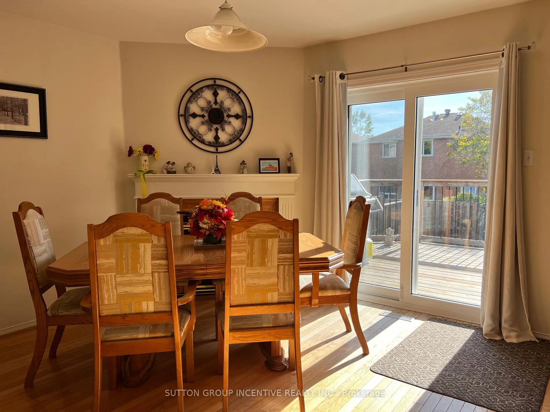 Photo 14 of 49 Felt Crescent, Barrie, Bayshore — HOMEH