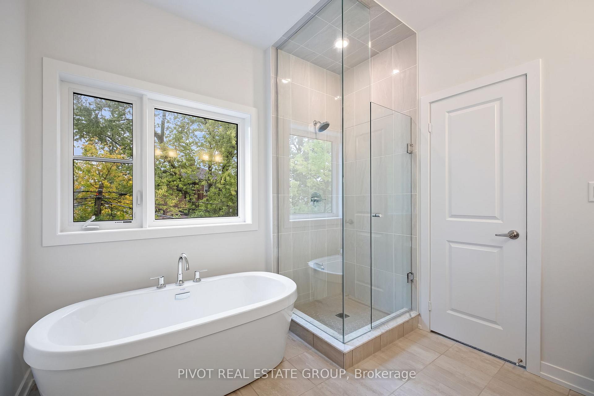 Photo 26 of 85 Danielle Moore Circle, Scarborough, Bendale — HOMEH