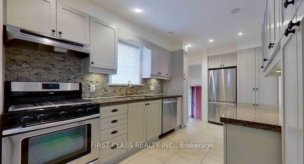 Photo 5 of Unit Main, 19 Yardley Avenue, Toronto, O'Connor-Parkview — HOMEH