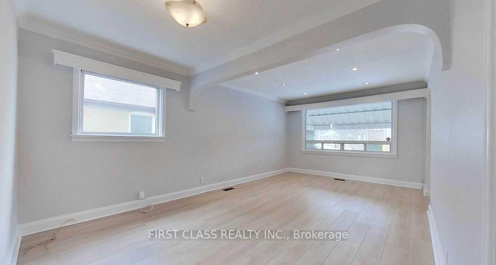 Photo 13 of Unit Main, 19 Yardley Avenue, Toronto, O'Connor-Parkview — HOMEH