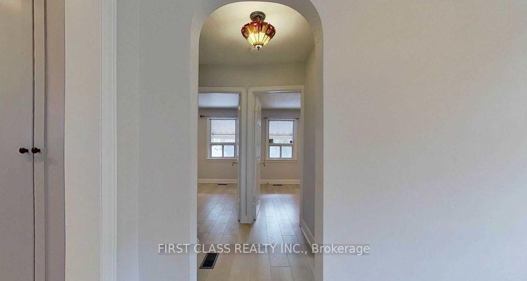 Photo 14 of Unit Main, 19 Yardley Avenue, Toronto, O'Connor-Parkview — HOMEH