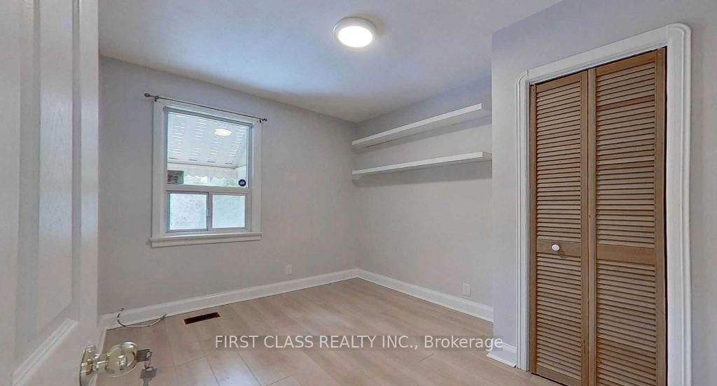 Photo 16 of Unit Main, 19 Yardley Avenue, Toronto, O'Connor-Parkview — HOMEH