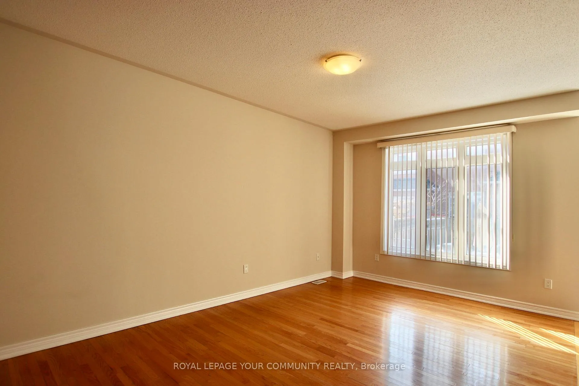 Photo 2 of 91 Gauguin Avenue, Vaughan, Patterson — HOMEH
