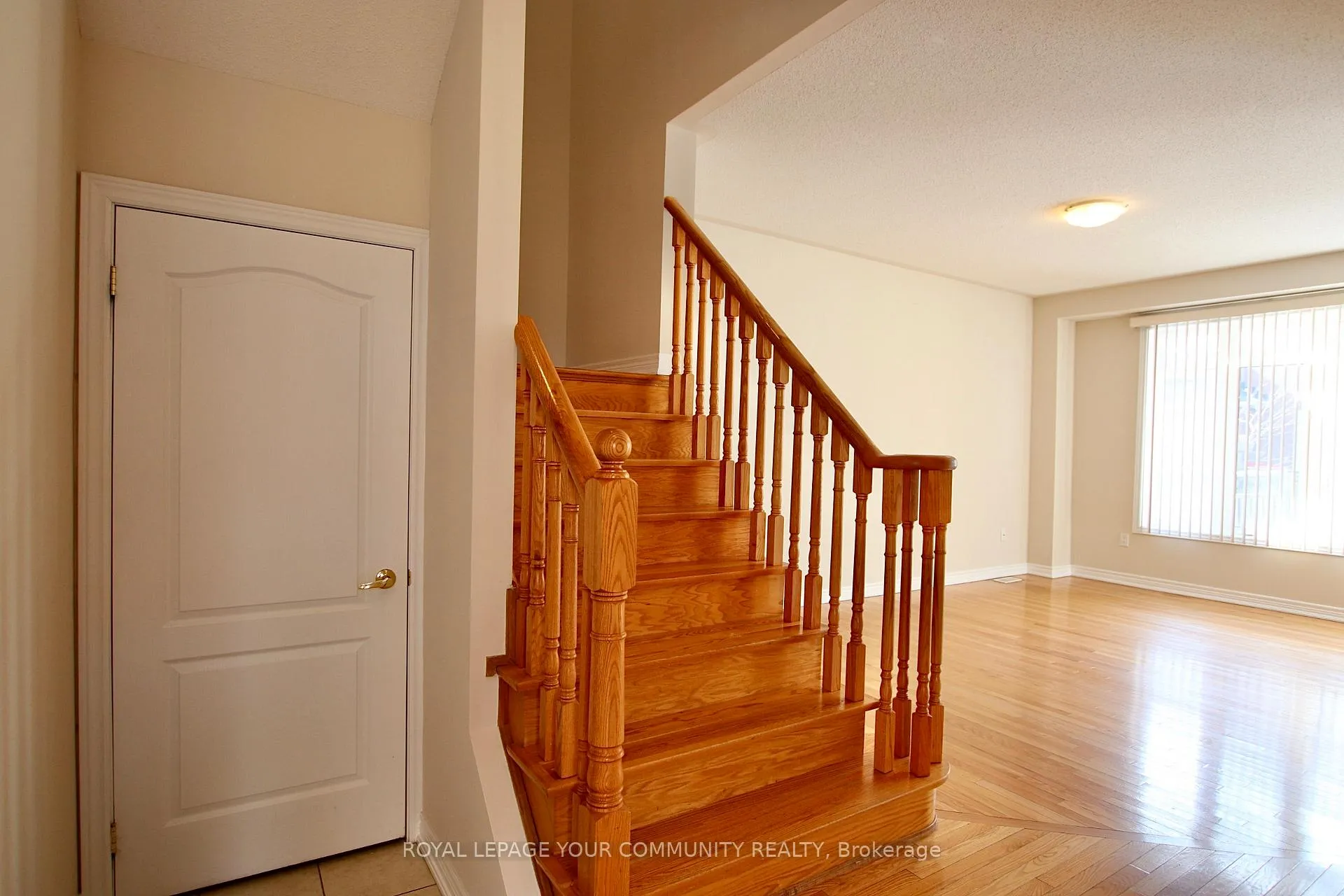Photo 12 of 91 Gauguin Avenue, Vaughan, Patterson — HOMEH