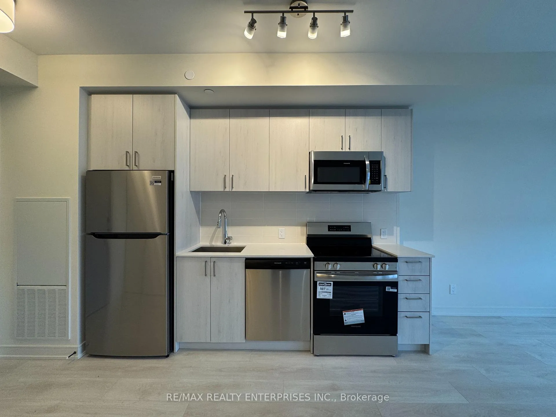 Photo 4 of Unit 304, 8020 Derry Road, Milton, Coates — HOMEH