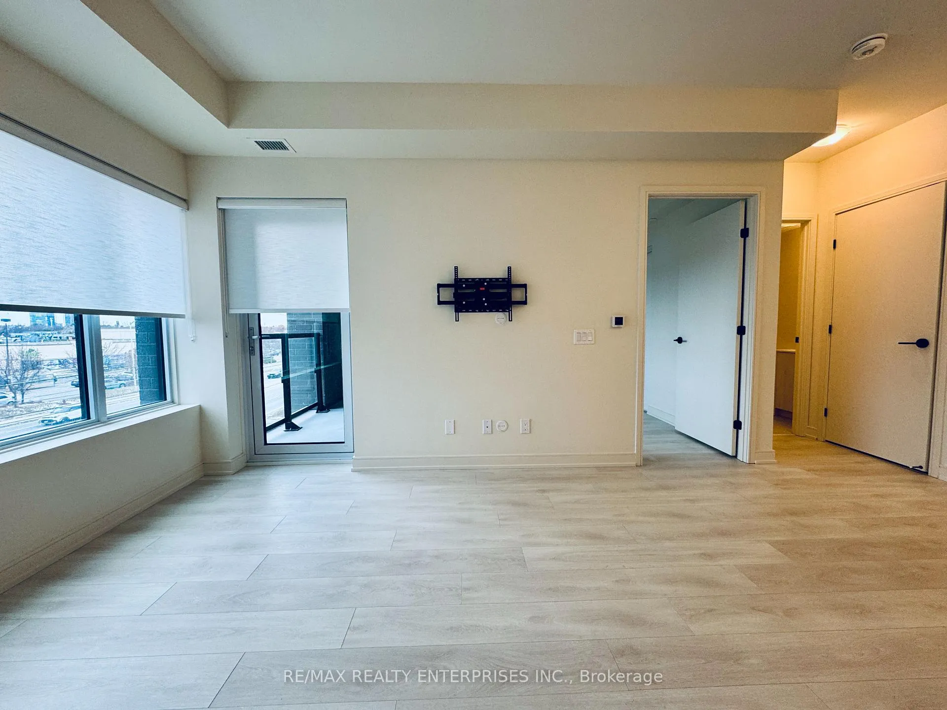 Photo 8 of Unit 304, 8020 Derry Road, Milton, Coates — HOMEH