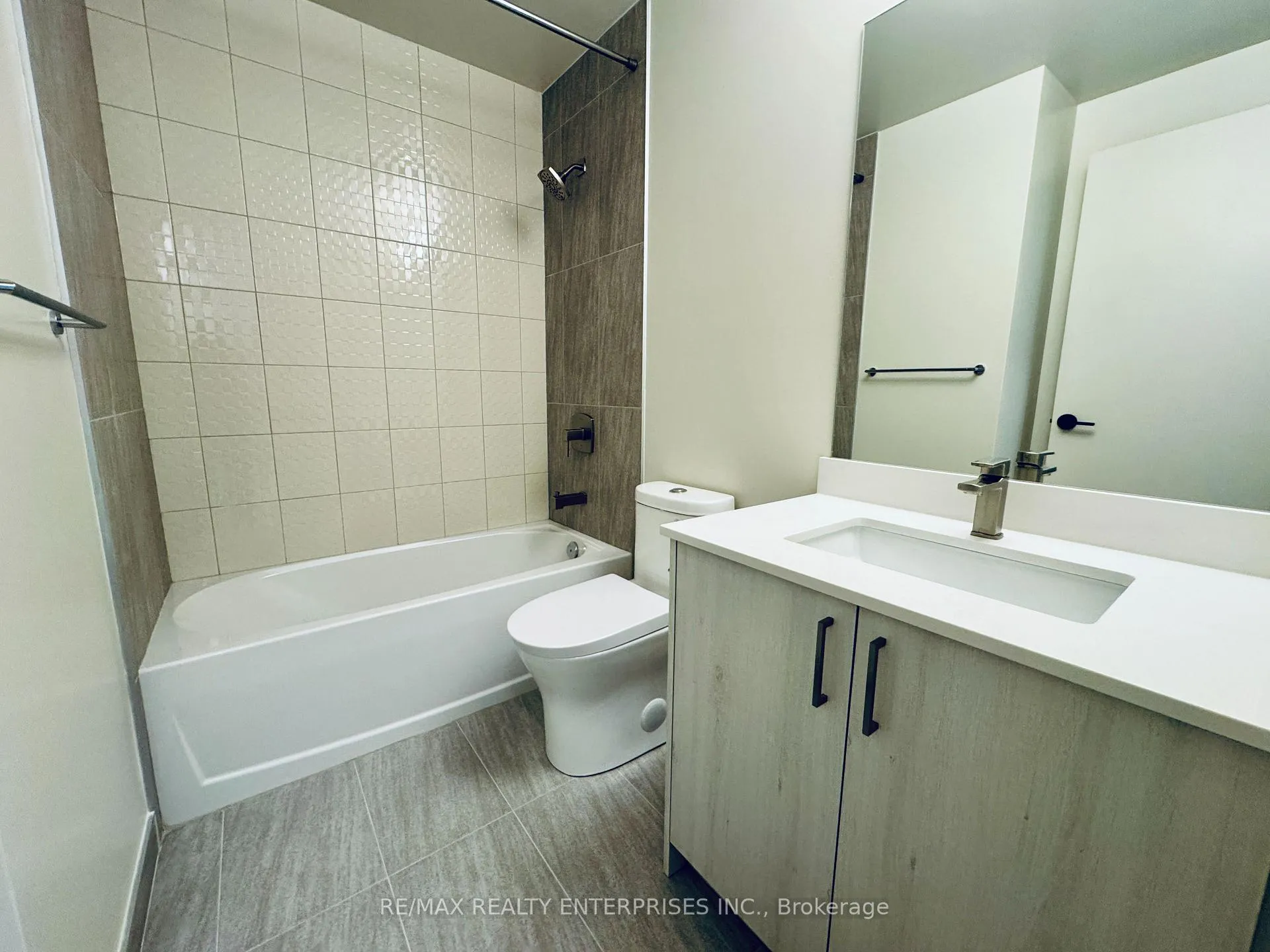 Photo 14 of Unit 304, 8020 Derry Road, Milton, Coates — HOMEH