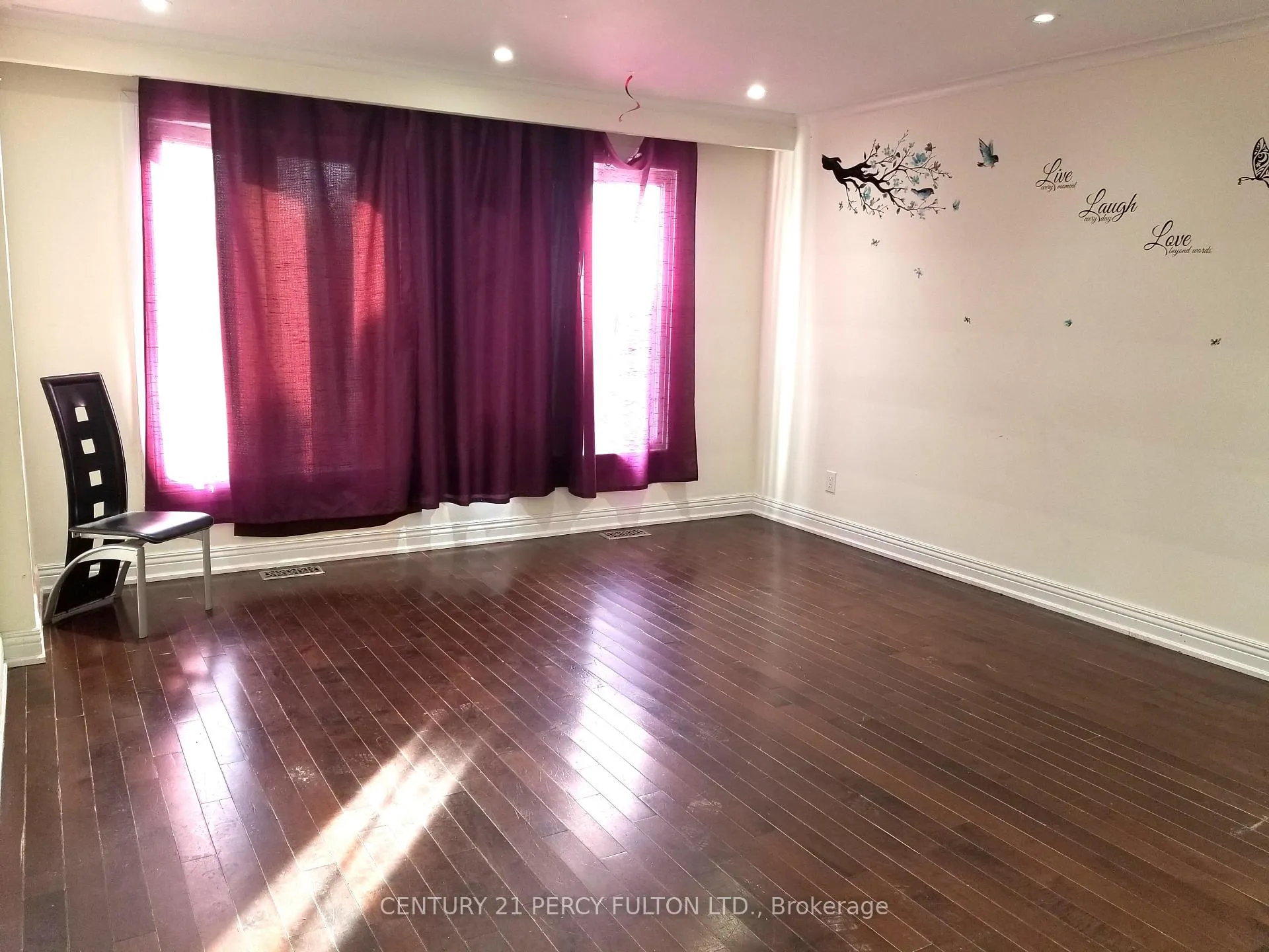 Photo 5 of Unit Main Floor, 182 Confederation Drive, Scarborough, Woburn — HOMEH
