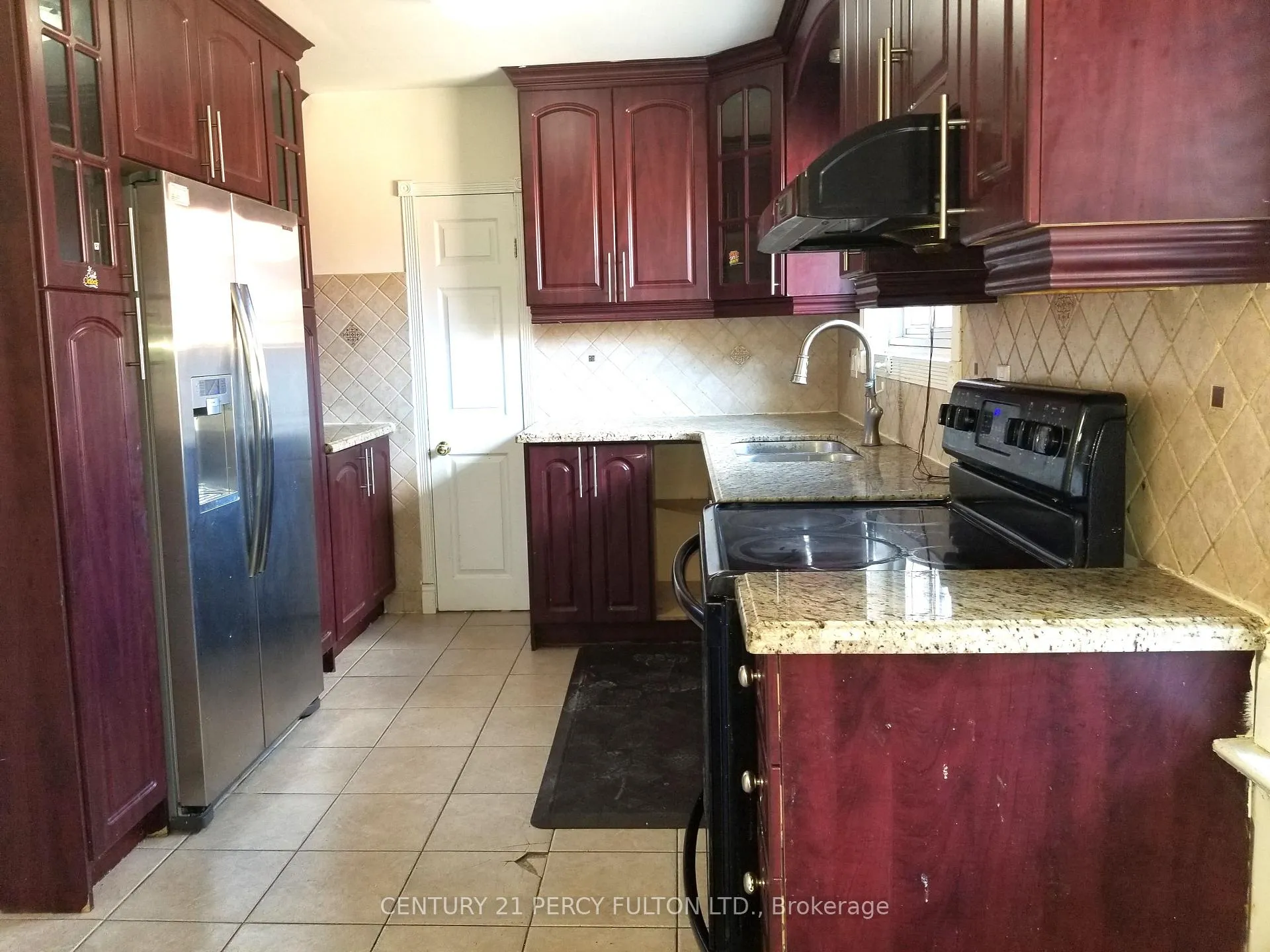Photo 9 of Unit Main Floor, 182 Confederation Drive, Scarborough, Woburn — HOMEH