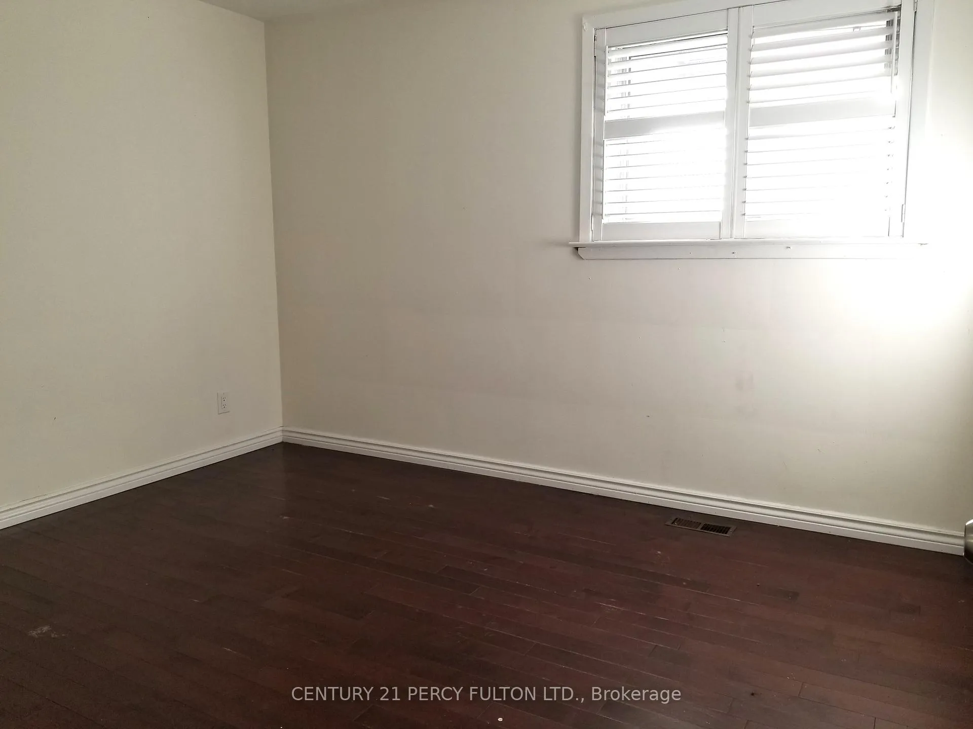Photo 12 of Unit Main Floor, 182 Confederation Drive, Scarborough, Woburn — HOMEH