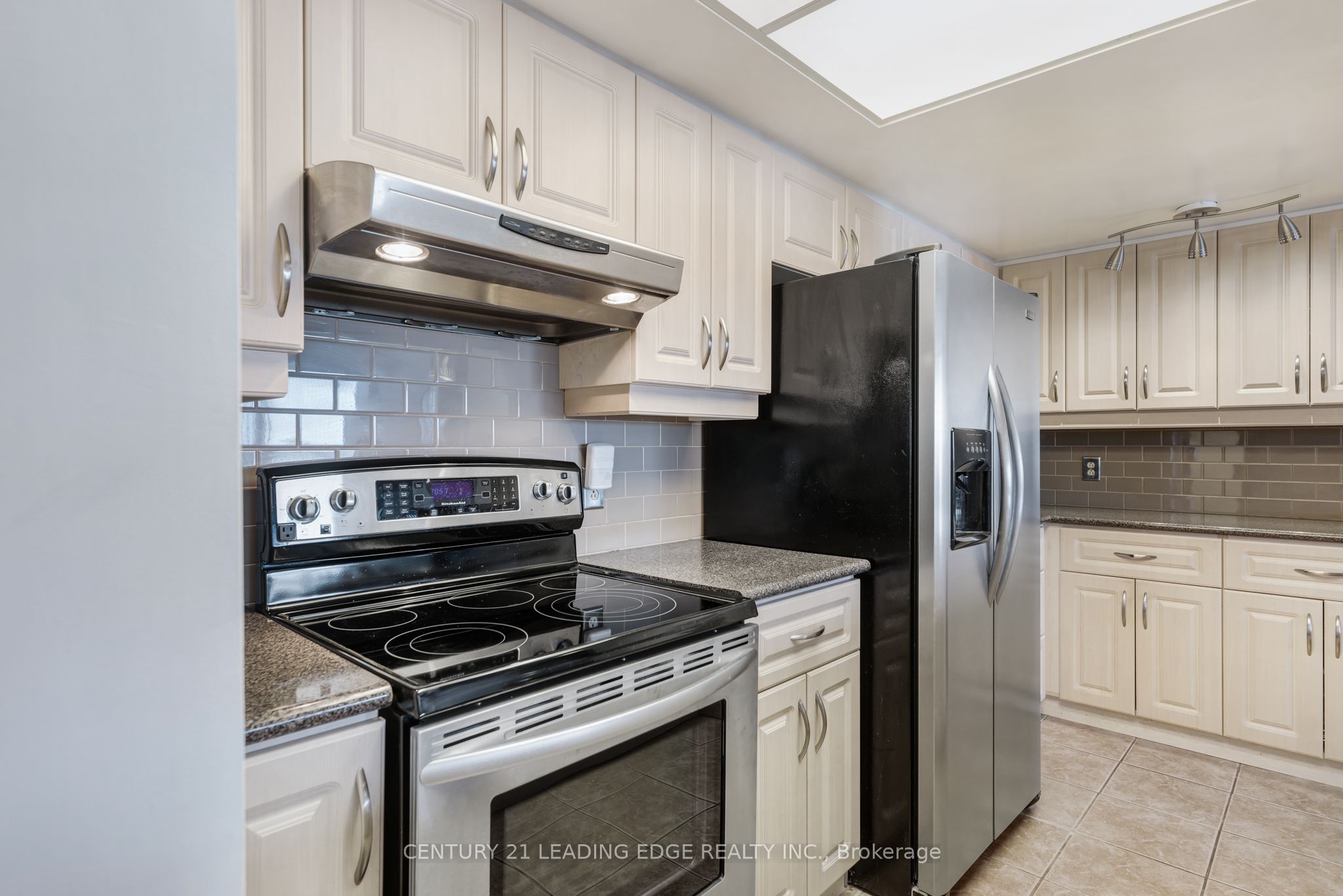 Photo 47 of Unit 602, 2 Raymerville Drive, Markham, Raymerville — HOMEH