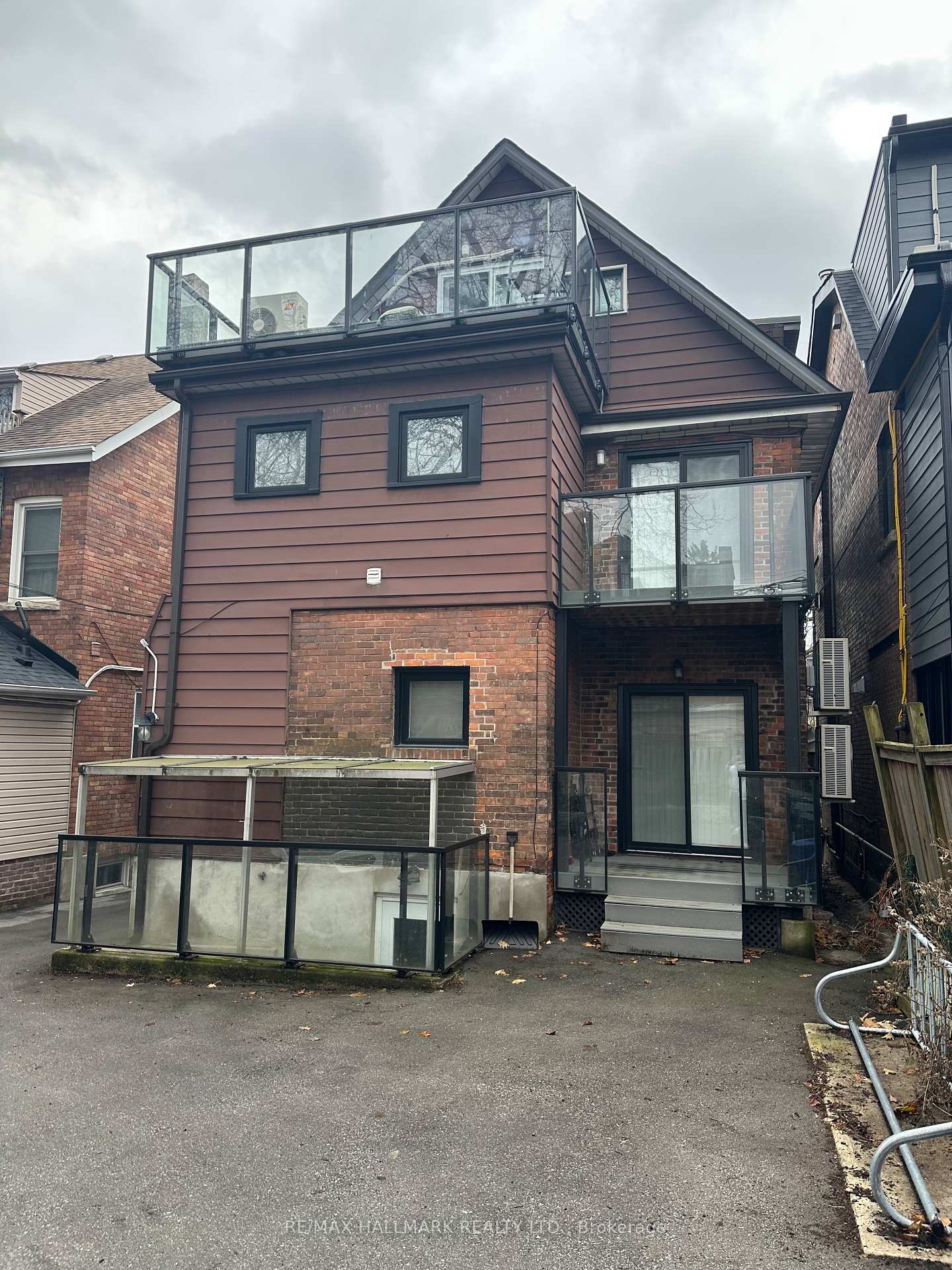 Photo 12 of Unit #2, 14 Rosemount Avenue, Toronto, Wychwood — HOMEH