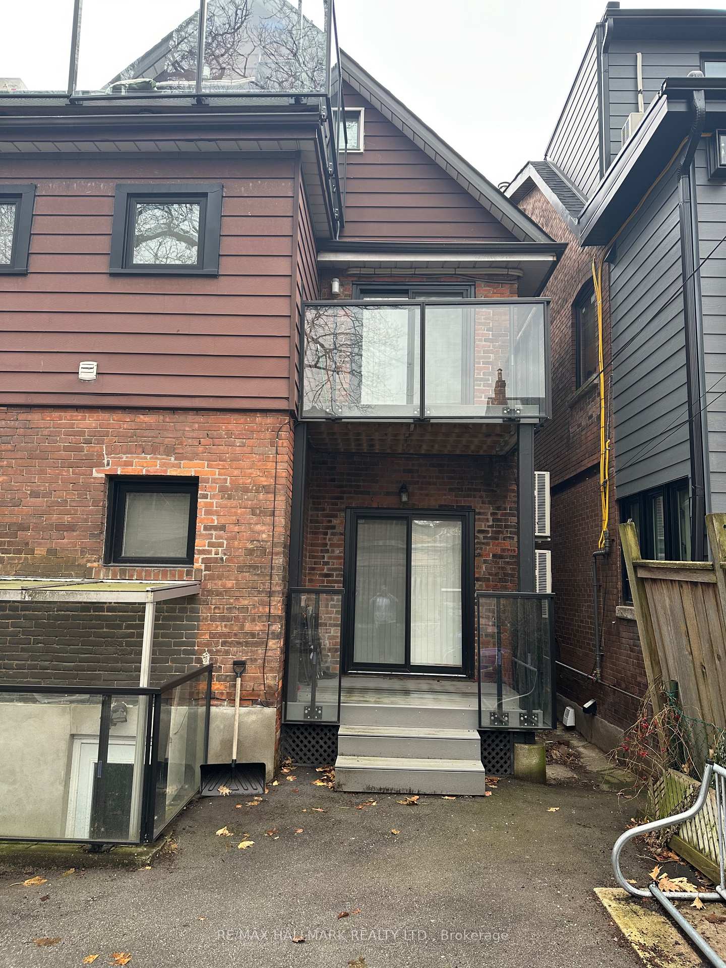 Photo 10 of Unit #2, 14 Rosemount Avenue, Toronto, Wychwood — HOMEH