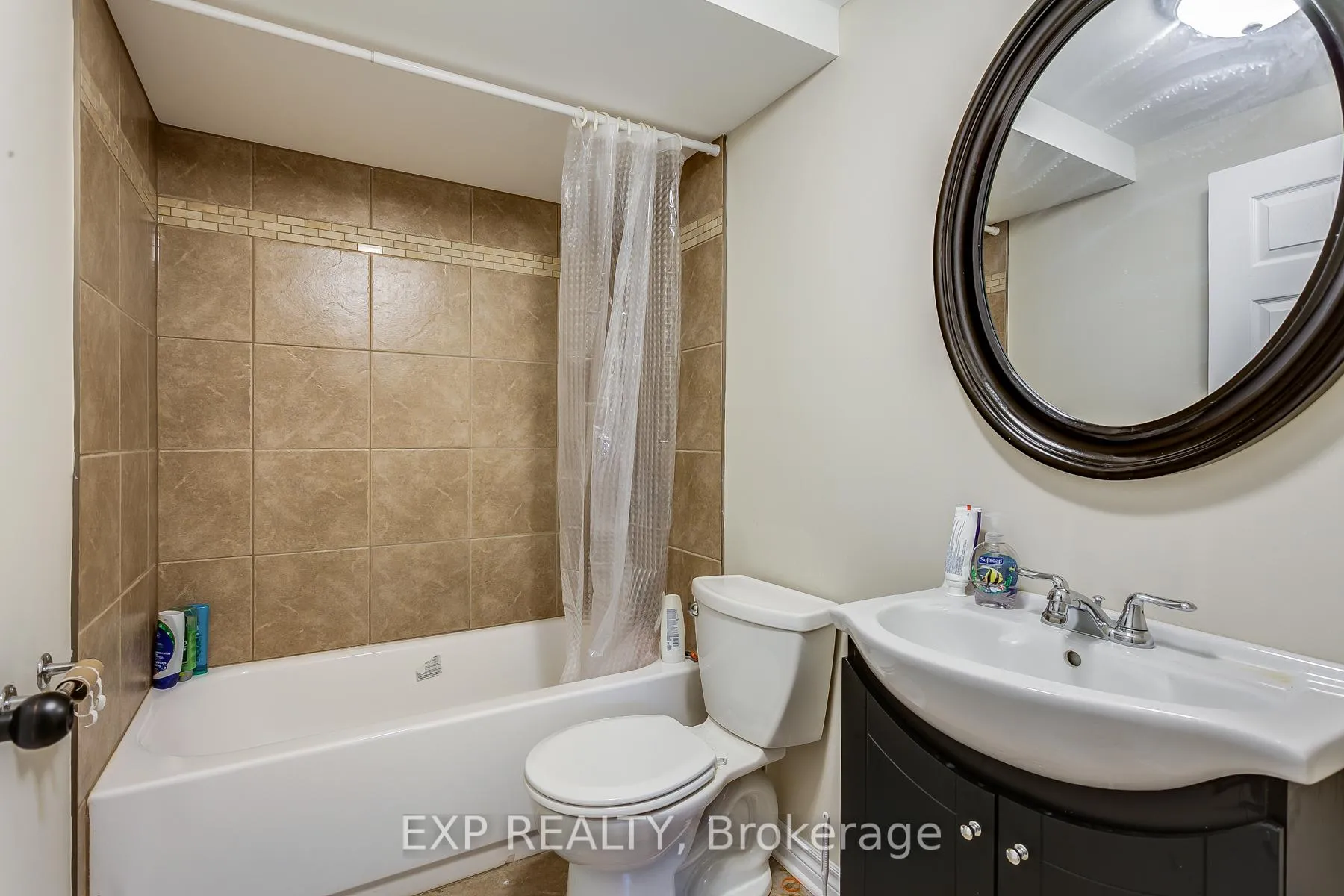 Photo 11 of 655 Gardenvale Road W, Ottawa, Castle Heights/Rideau High — HOMEH