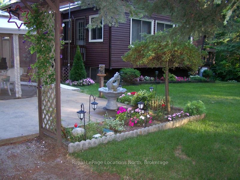 Photo 33 of 8 Ronald Avenue, Tiny, Rural Tiny — HOMEH