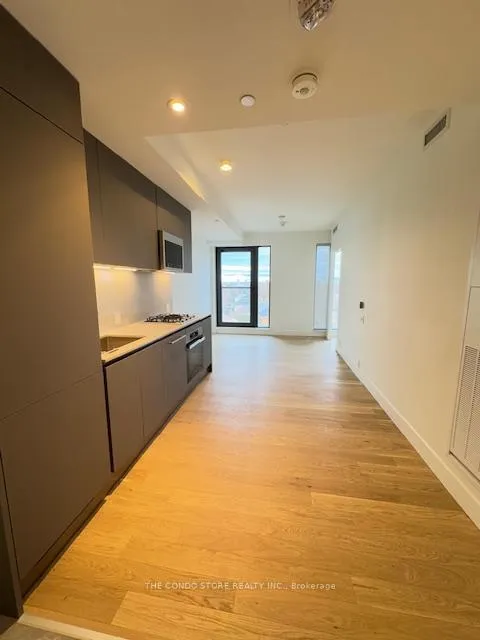 Front of Unit 507, 1414 Bayview Avenue