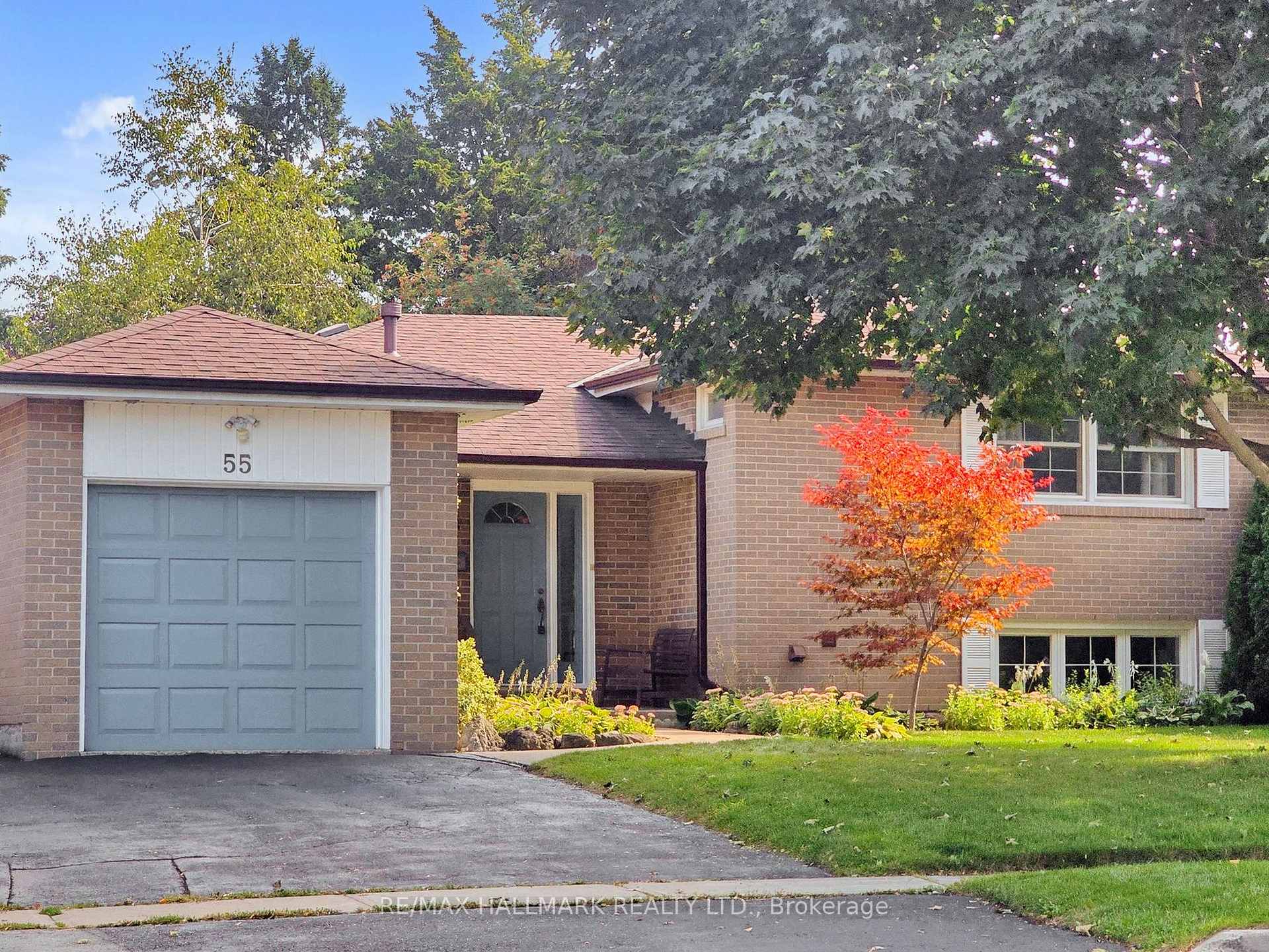 Photo 2 of 55 Albacore Crescent, Scarborough, Woburn — HOMEH
